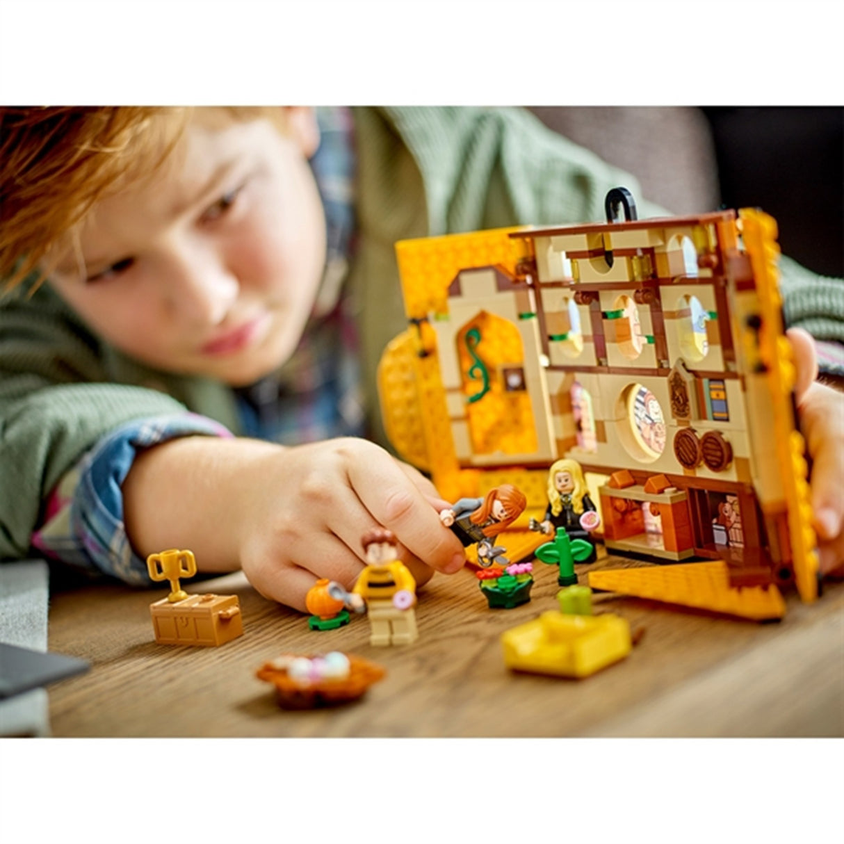 LEGO® Harry Potter™ House Banner Hufflepuff™