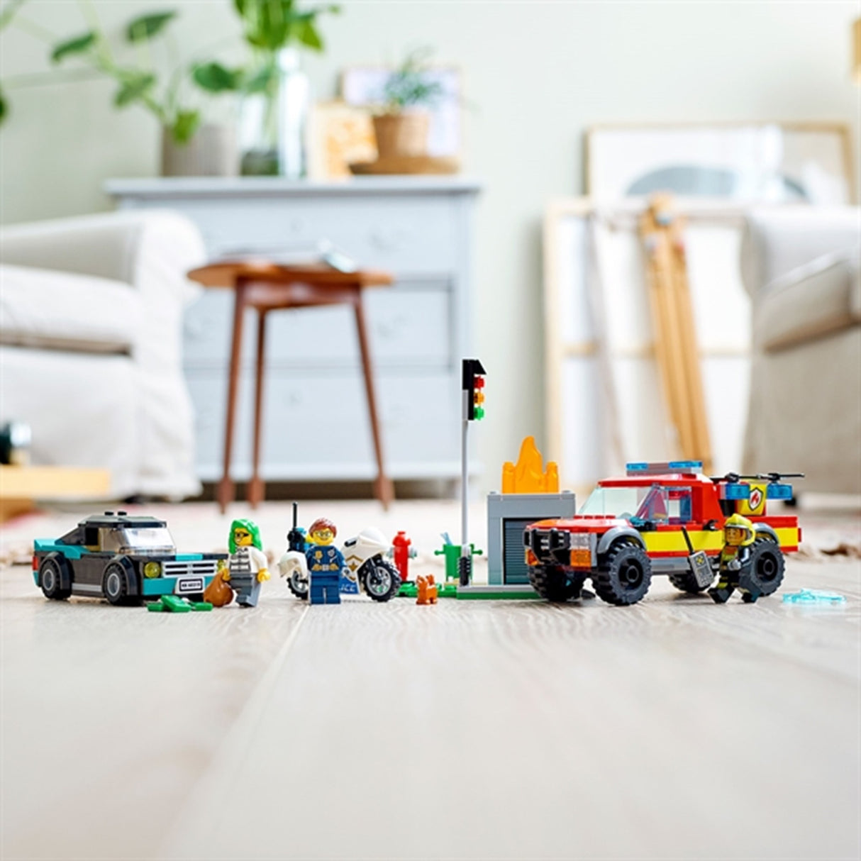 LEGO® City Fire Rescue & Police Chase