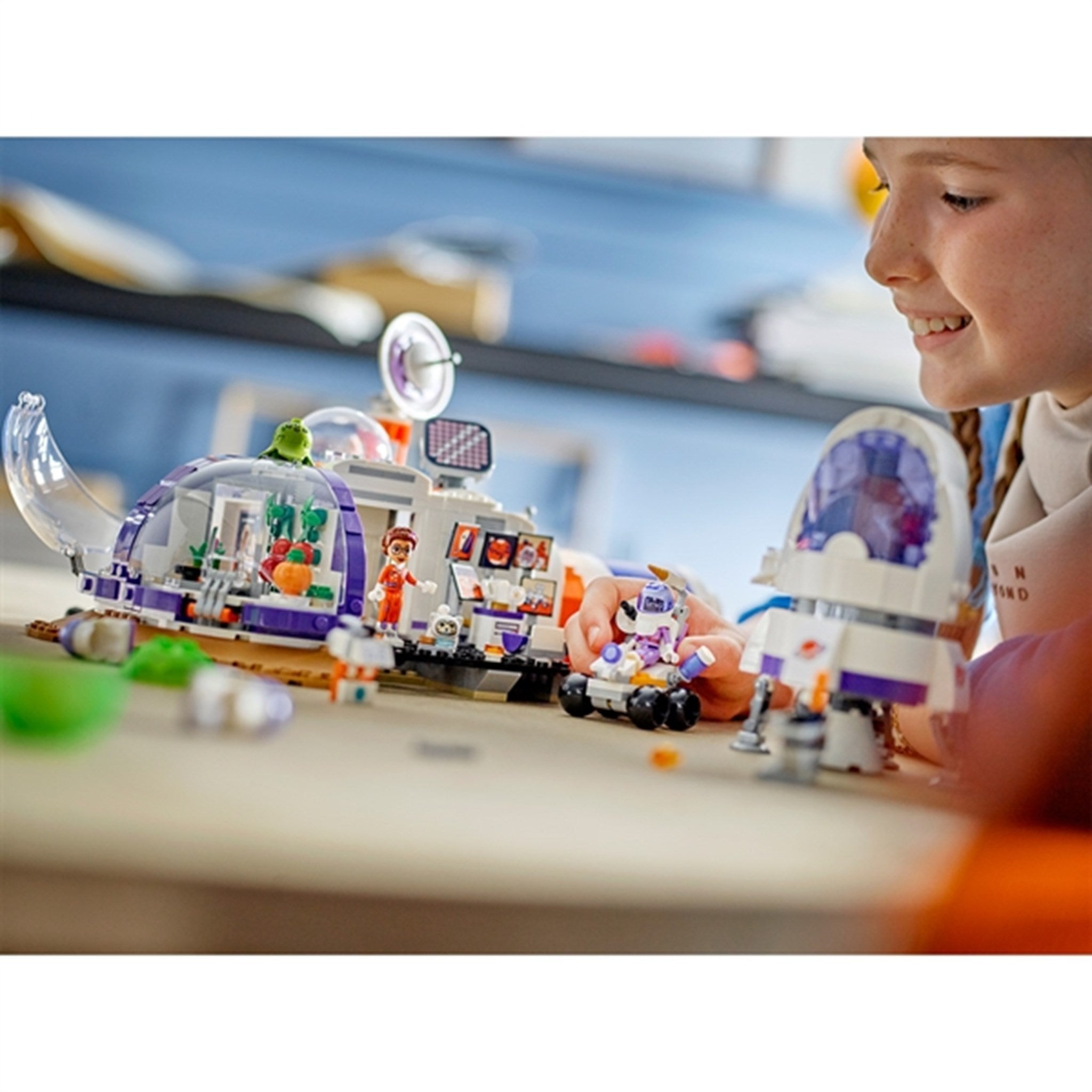 LEGO® Friends Mars Space Base and Rocket 3