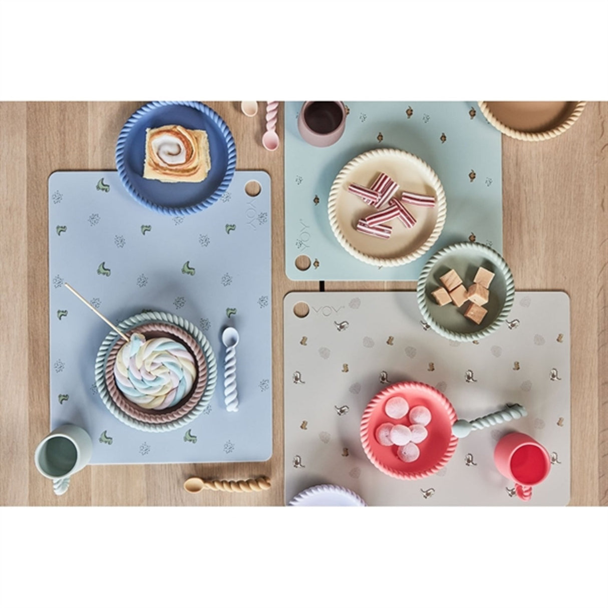 OYOY Placemat Theo Dino Pale Blue