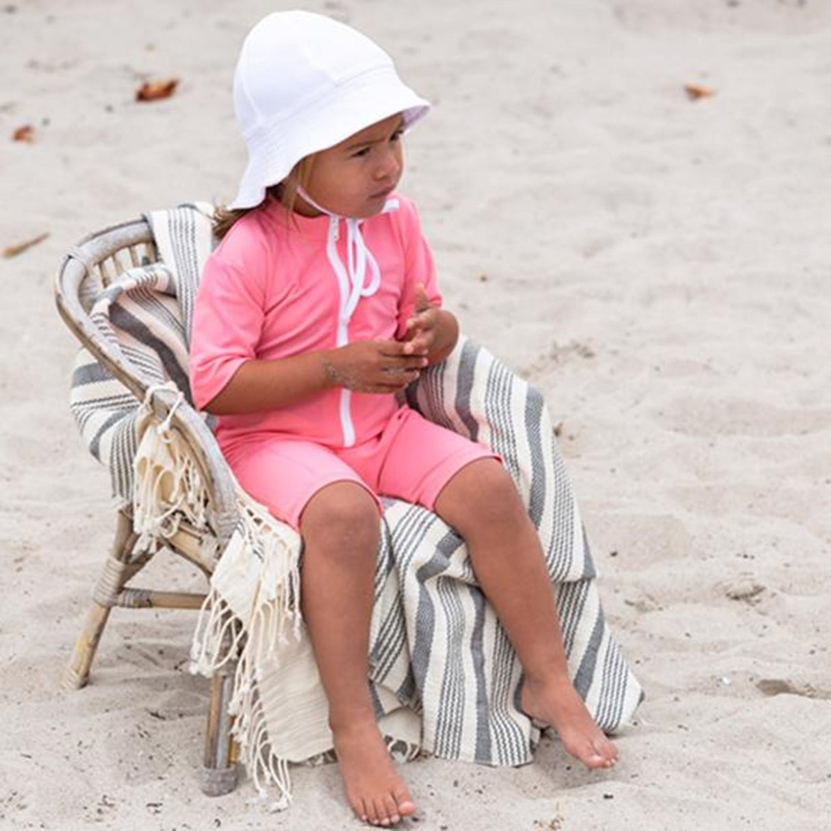 Petit Crabe White Frey Sunhat