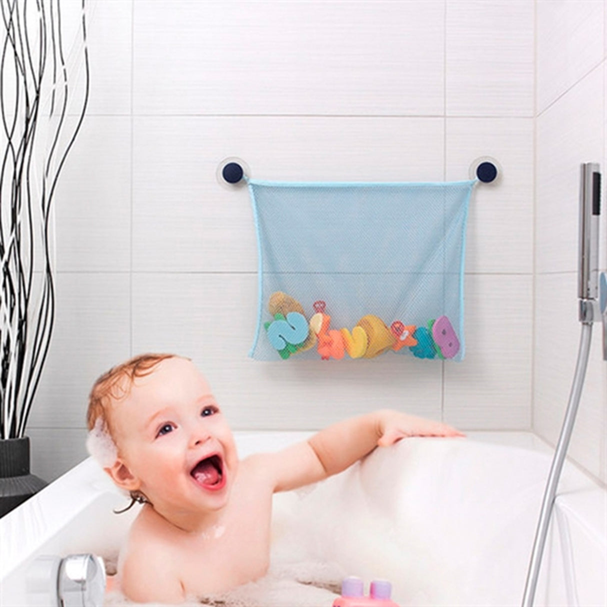 REER Storage Net for the Bath