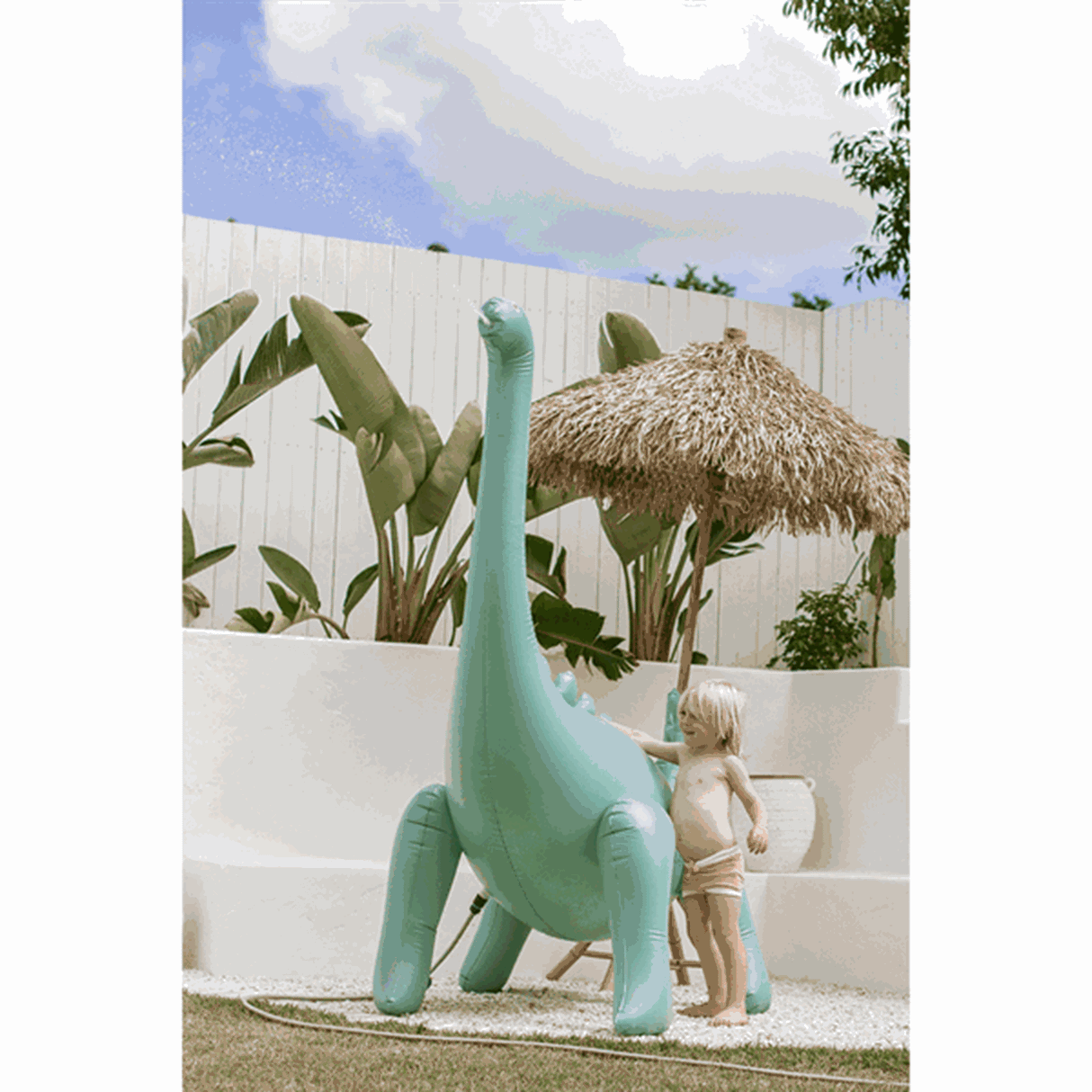 SunnyLife Inflatable Giant Sprinkler Dinosaur