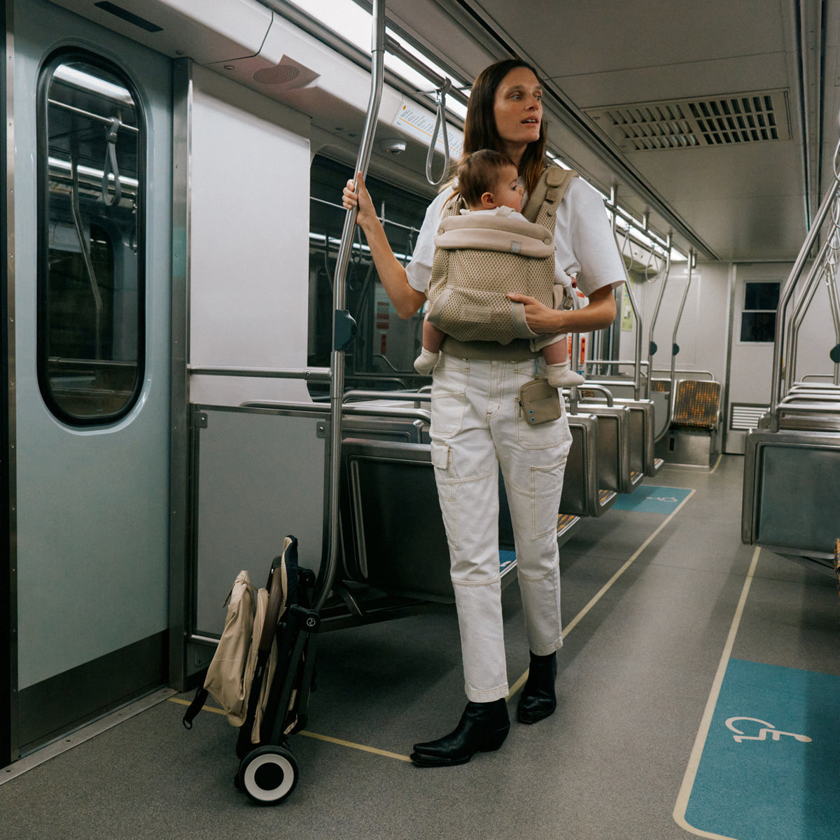 Cybex Almond Beige Laya Carrier