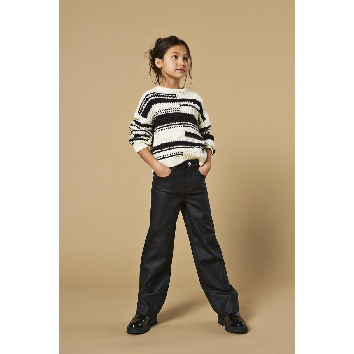 kids ONLY Tofu Black Bean Sutha Detail Knit Blouse