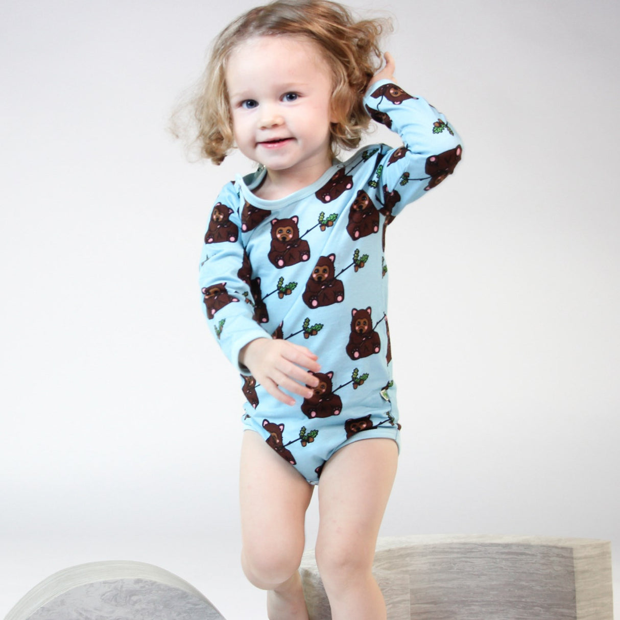 Småfolk Stratosphere Long Sleeve Bodysuit with Bear Cub 2