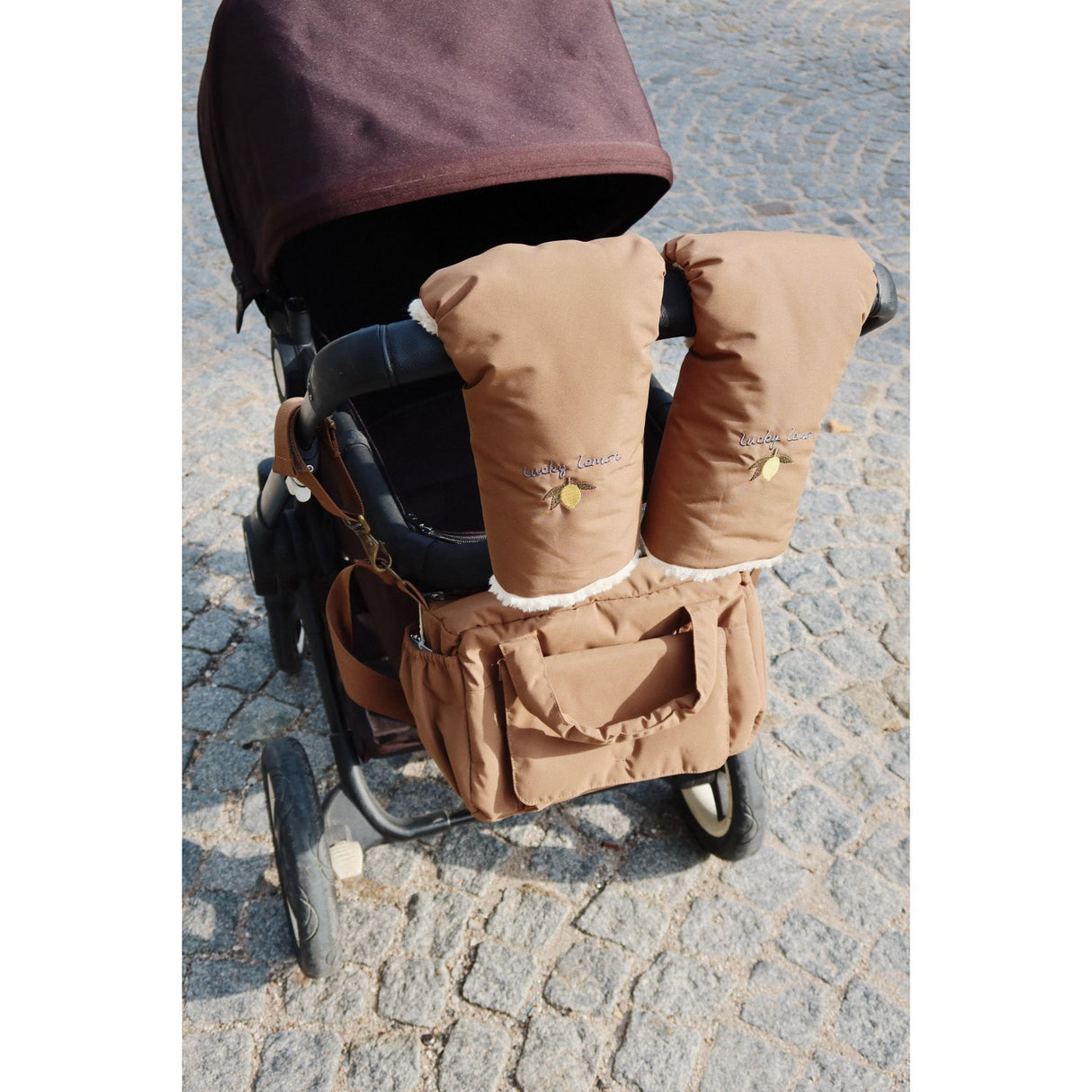 Konges Sløjd Walnut Nohr Stroller Mittens 6