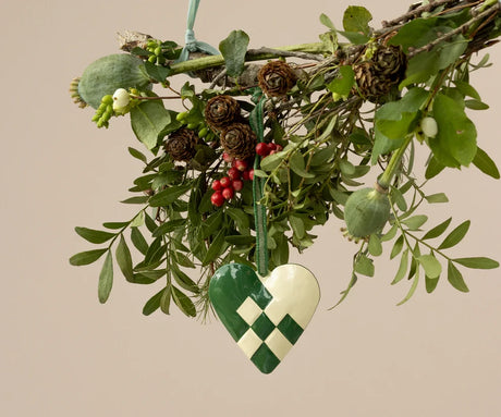 Maileg  Metal ornament, Small heart - Dark green