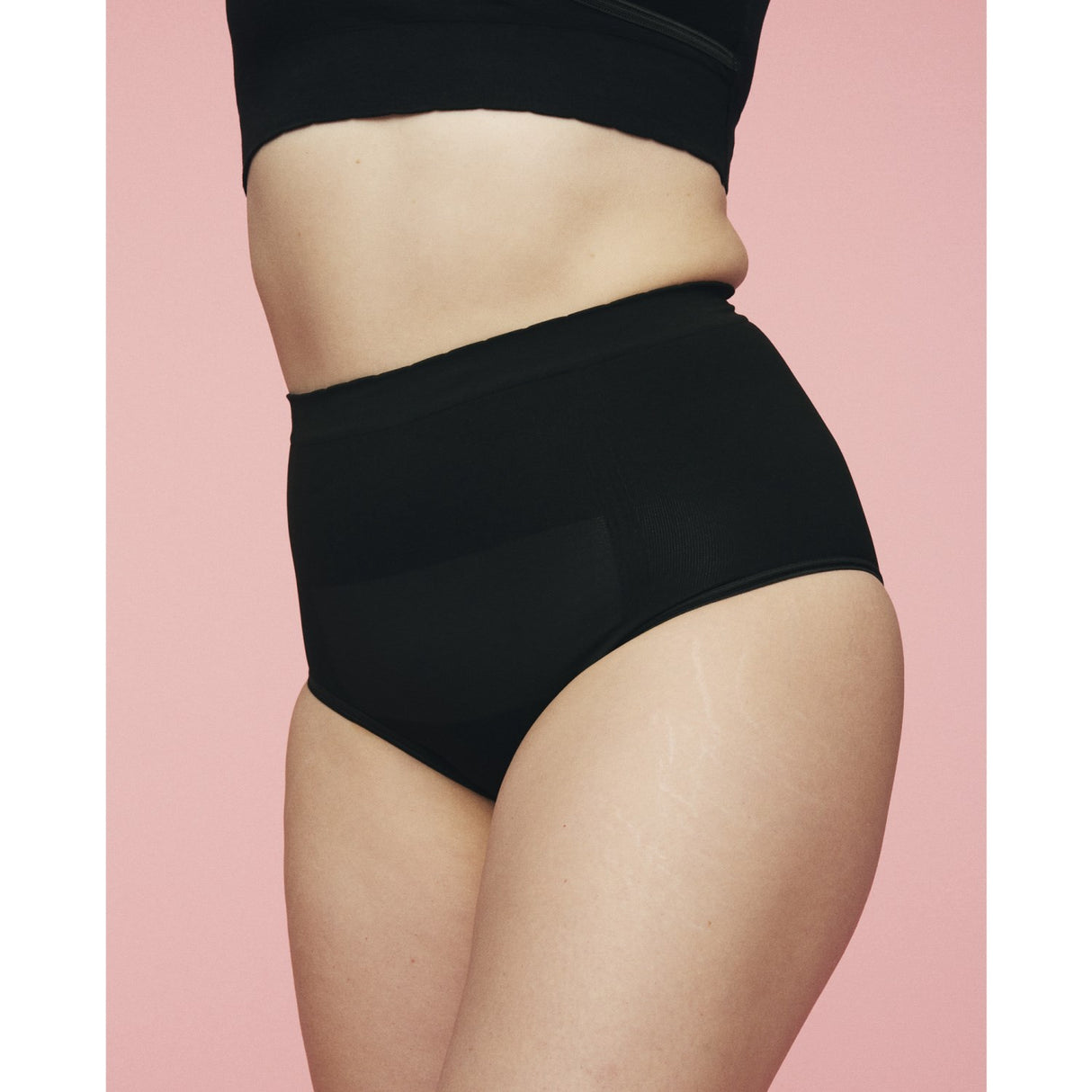 momkind Black Cesarean Panty - support for scars and stomach