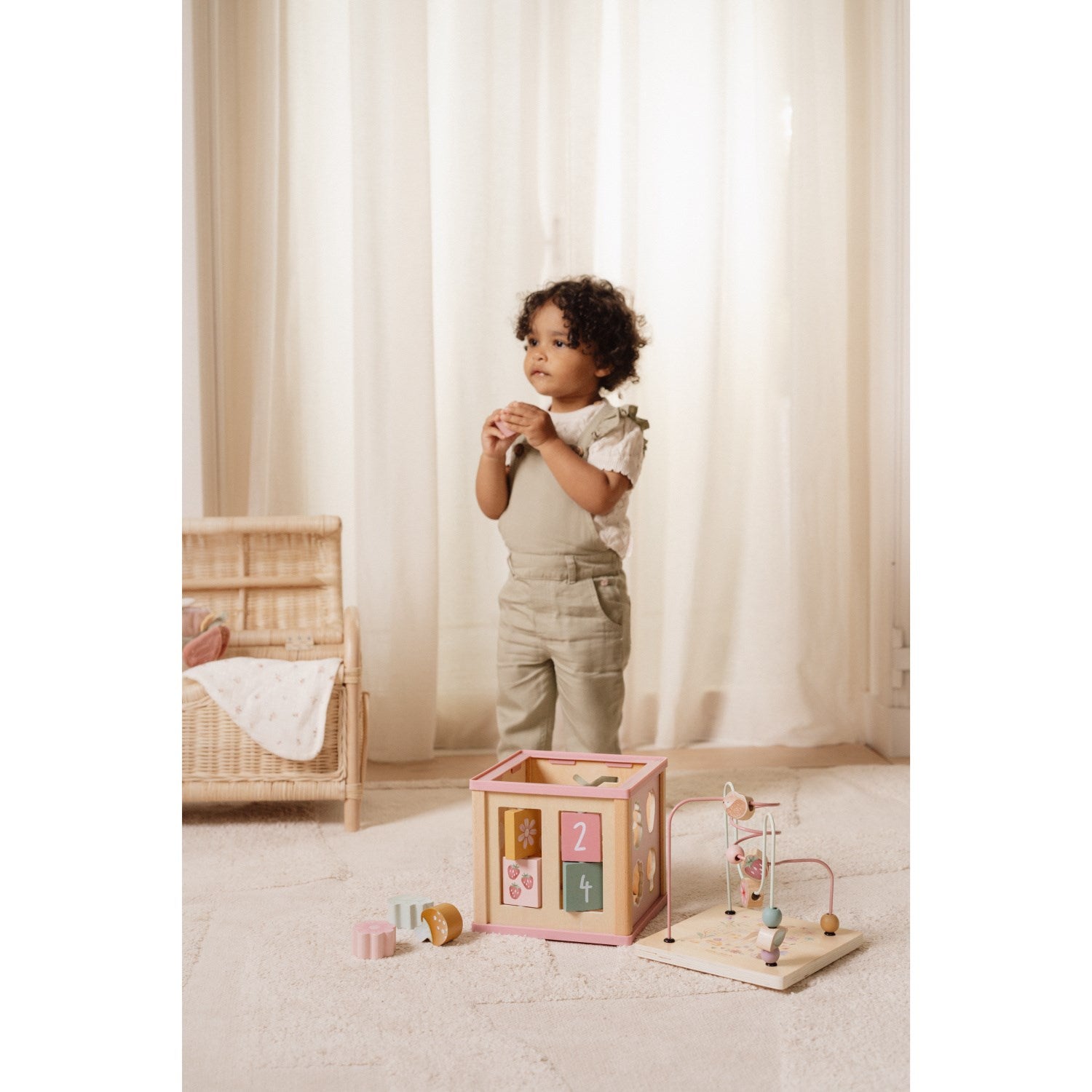 Buy Little Dutch Fairy Garden Pink Activity Cube | Luksusbaby