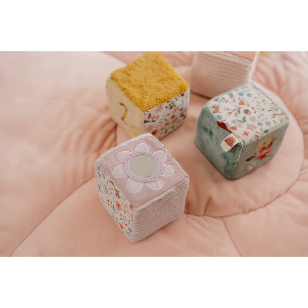 Little Dutch Fairy Garden Pink Plush Cubes