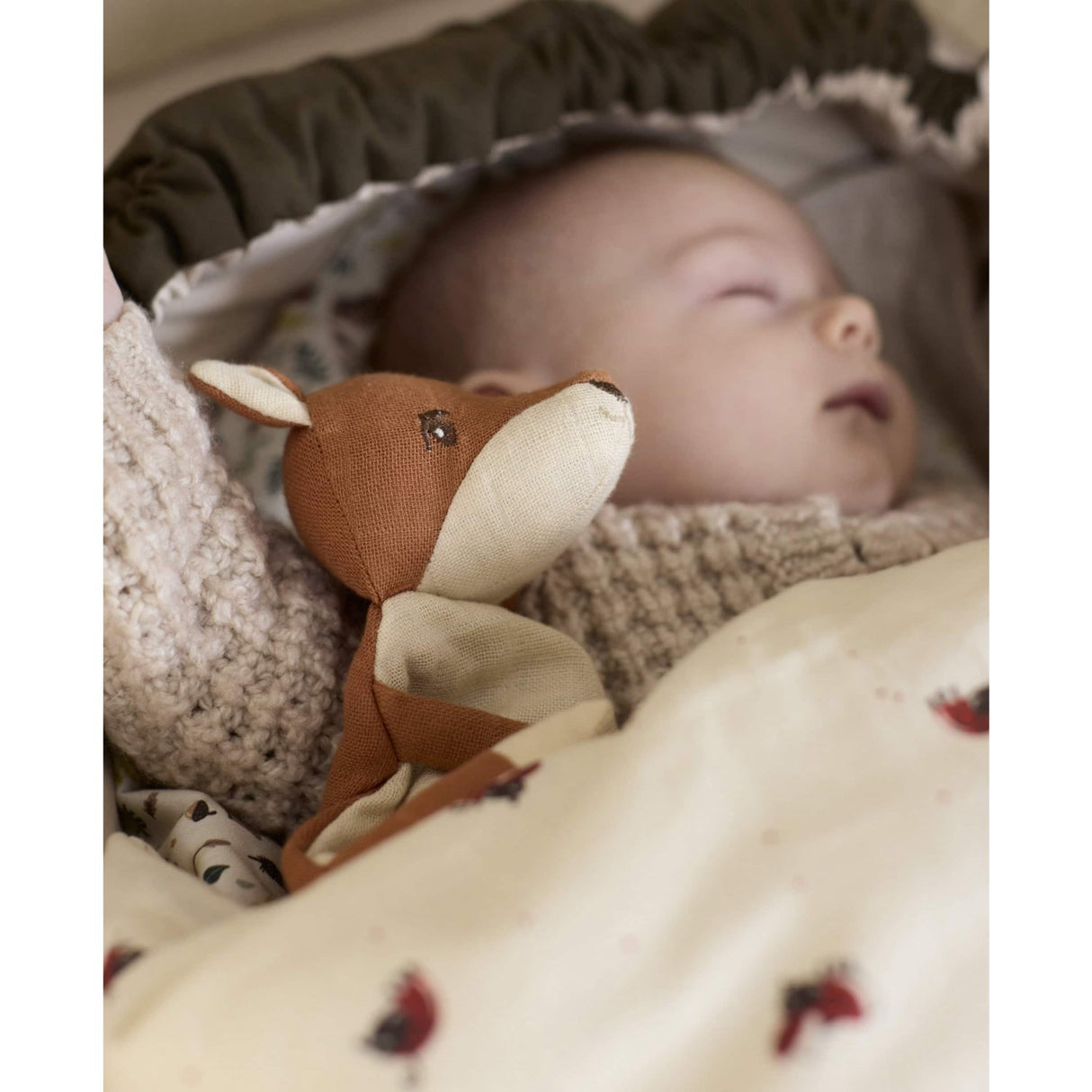 FILIBABBA Cuddle cloth with teether Freya the fox