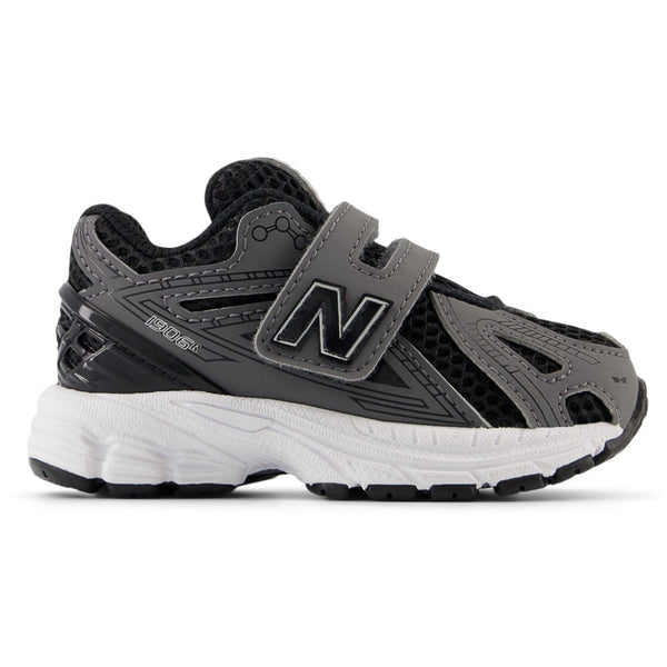 Buy New Balance Black New Balance 1906 Kids Hook & Loop | Luksusbaby