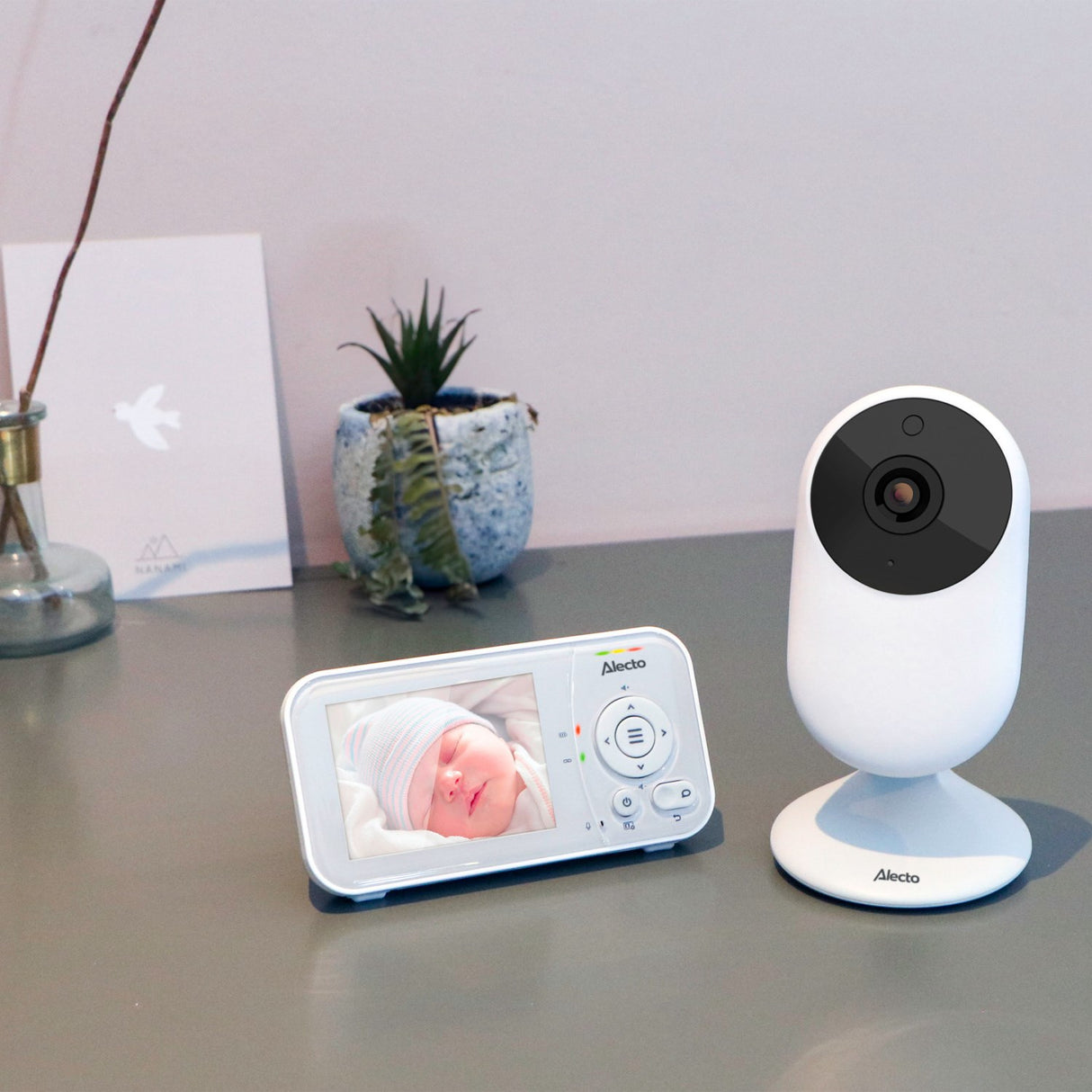 Alecto Video Baby Monitor With 2.8 Inch Color Display