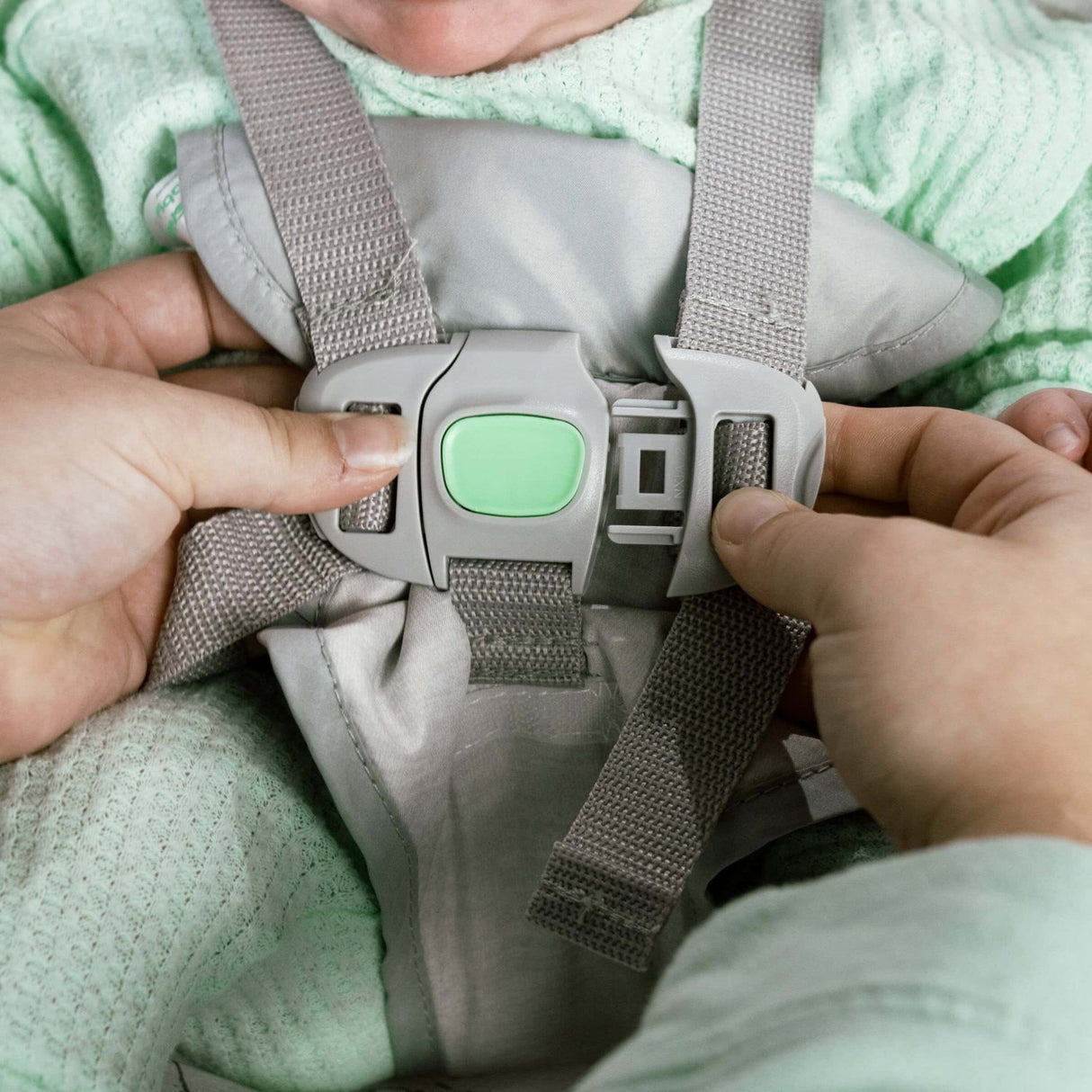 Bright Starts Winnie The Pooh Classic Pals™ Milestone Swing