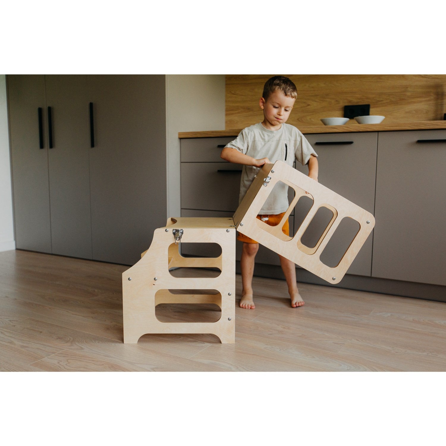 Buy Duck Woodworks Foldable Kitchen Tower Natural | Luksusbaby