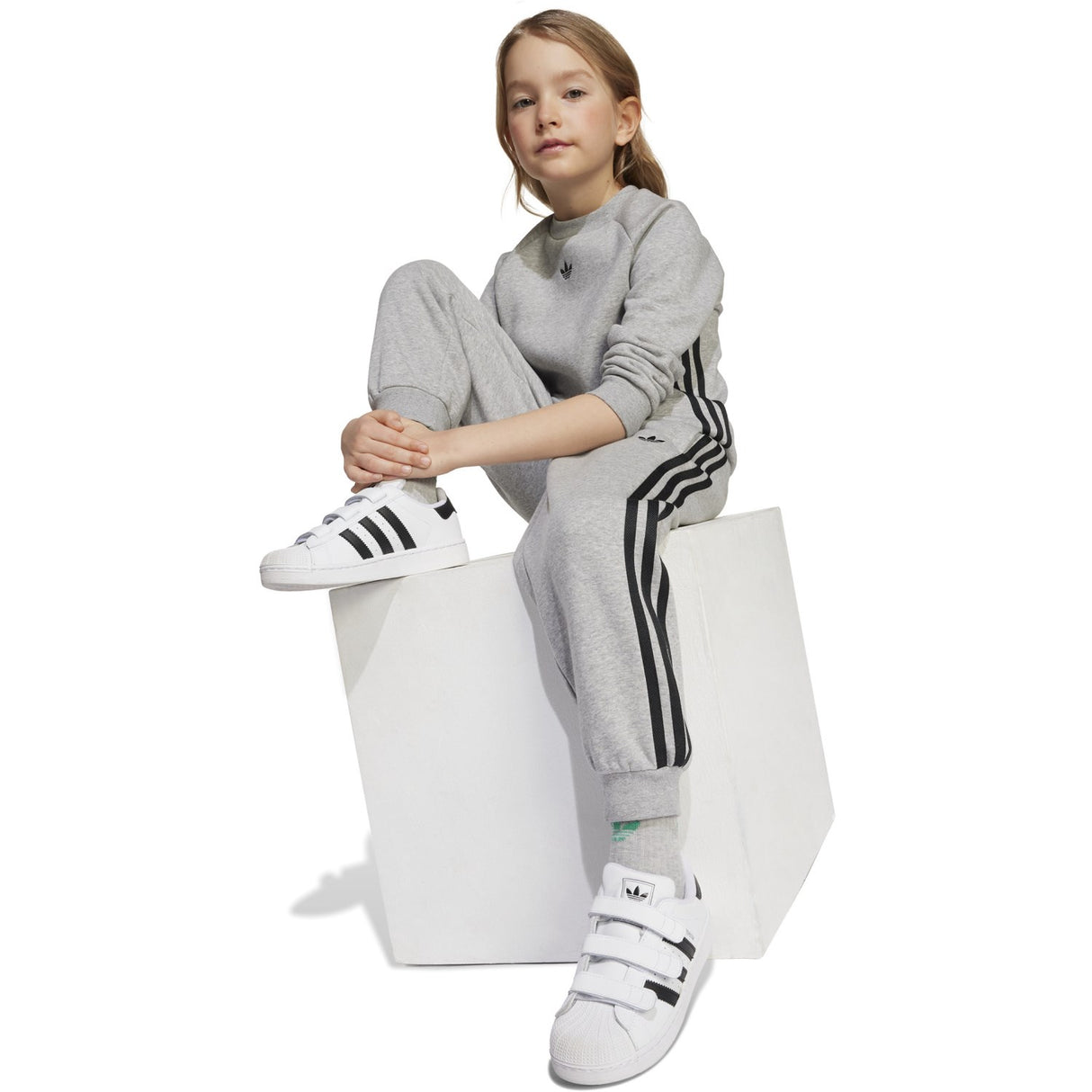 adidas Originals Medium Grey Heather/Black Sweat Set