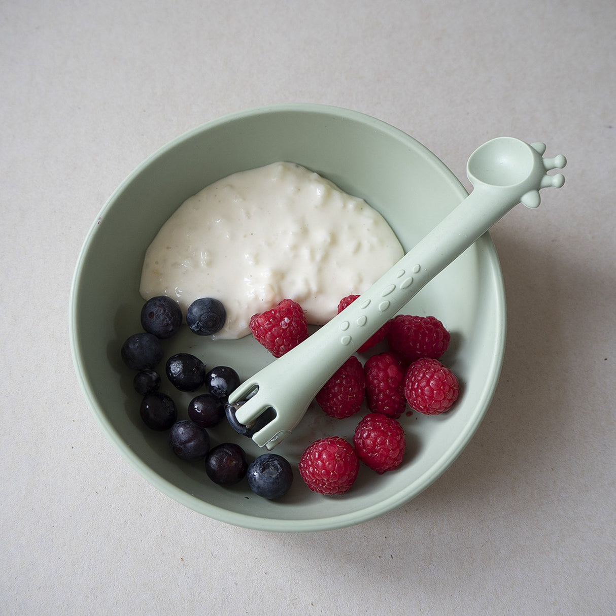 Tiny Tot Green Beginner Spoon Silicone