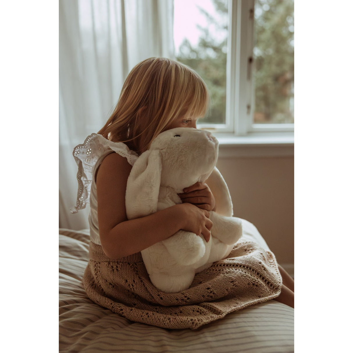 by Astrup Gravitational Animal, Rabbit, 1.2 kg.