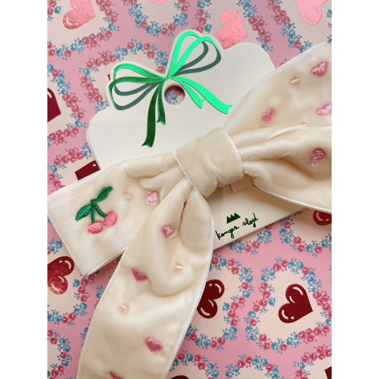 Konges Sløjd Pearled Ivory Velvet Bow Pearly Hair Clip