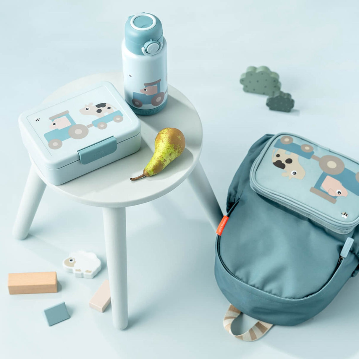 DonebyDeer Blue Thermal Bottle Tiny Farm 340 Ml