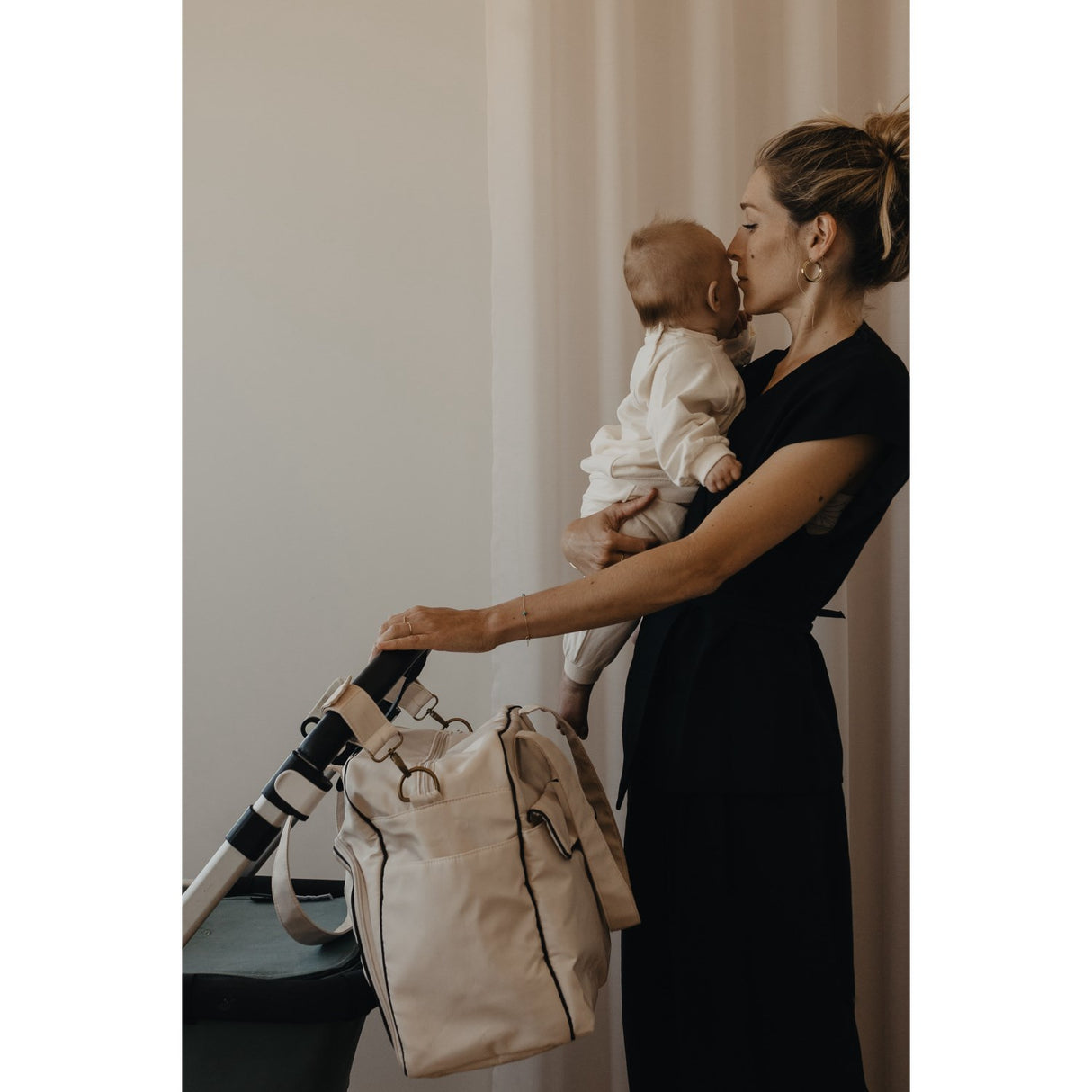 That's Mine X Élhée French Oak Collab Nursing Bag