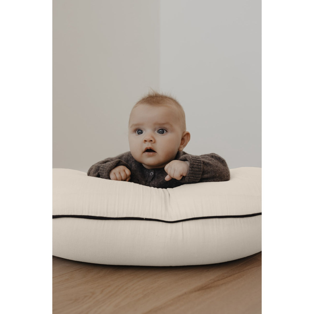 That's Mine X Élhée French Oak Collab Nursing Pillow