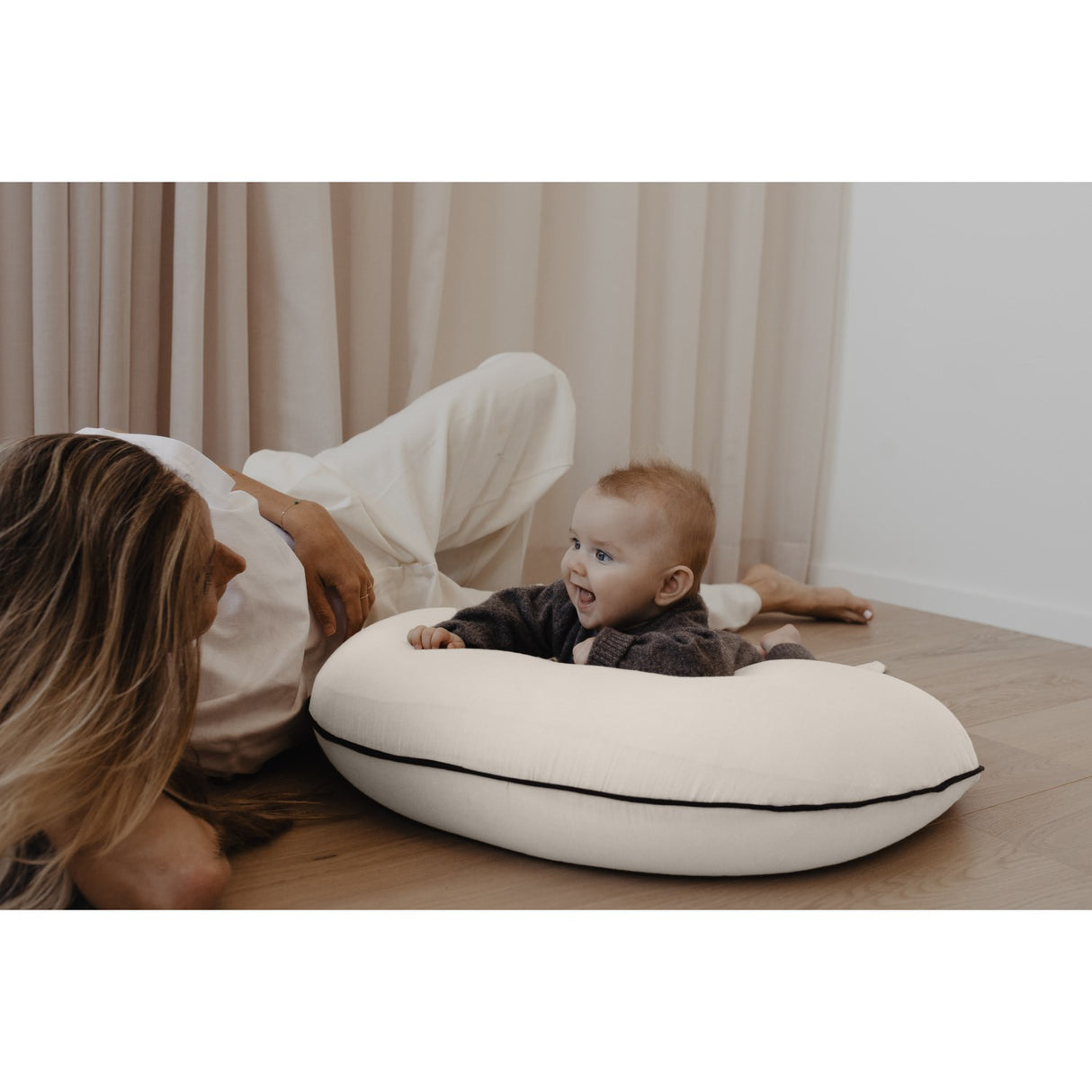 That's Mine X Élhée French Oak Collab Nursing Pillow