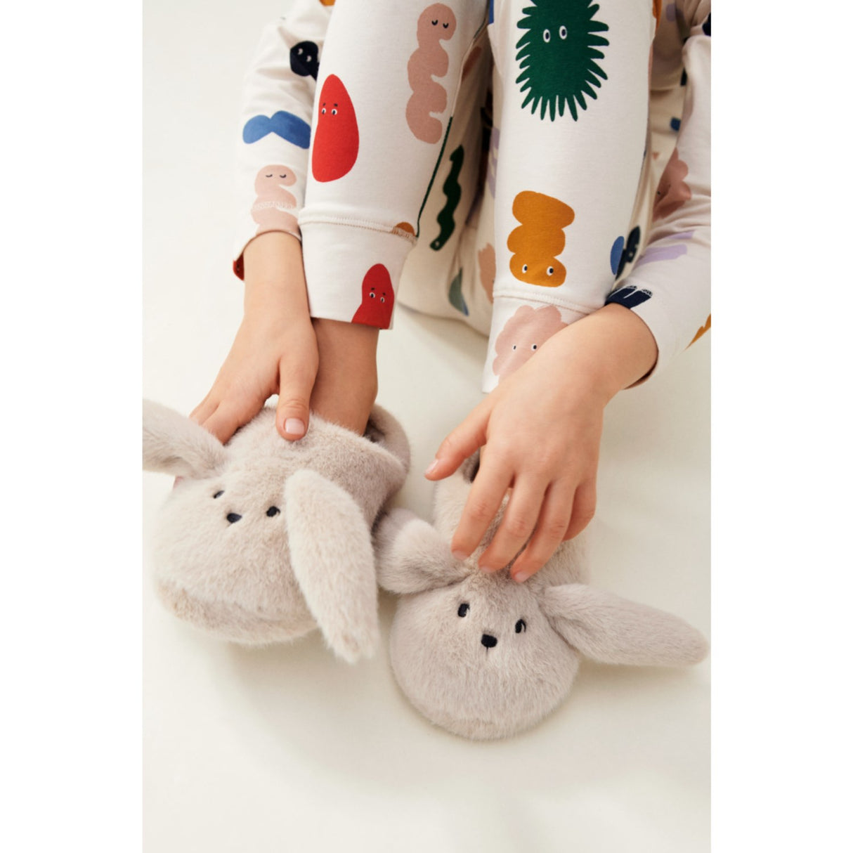 LieWood Mist Aviaja Rabbit Slippers