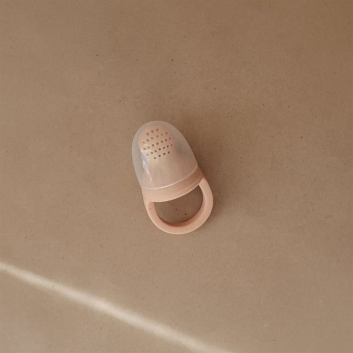 Mushie Blush Silicone Fresh Food Feeder 2-pack