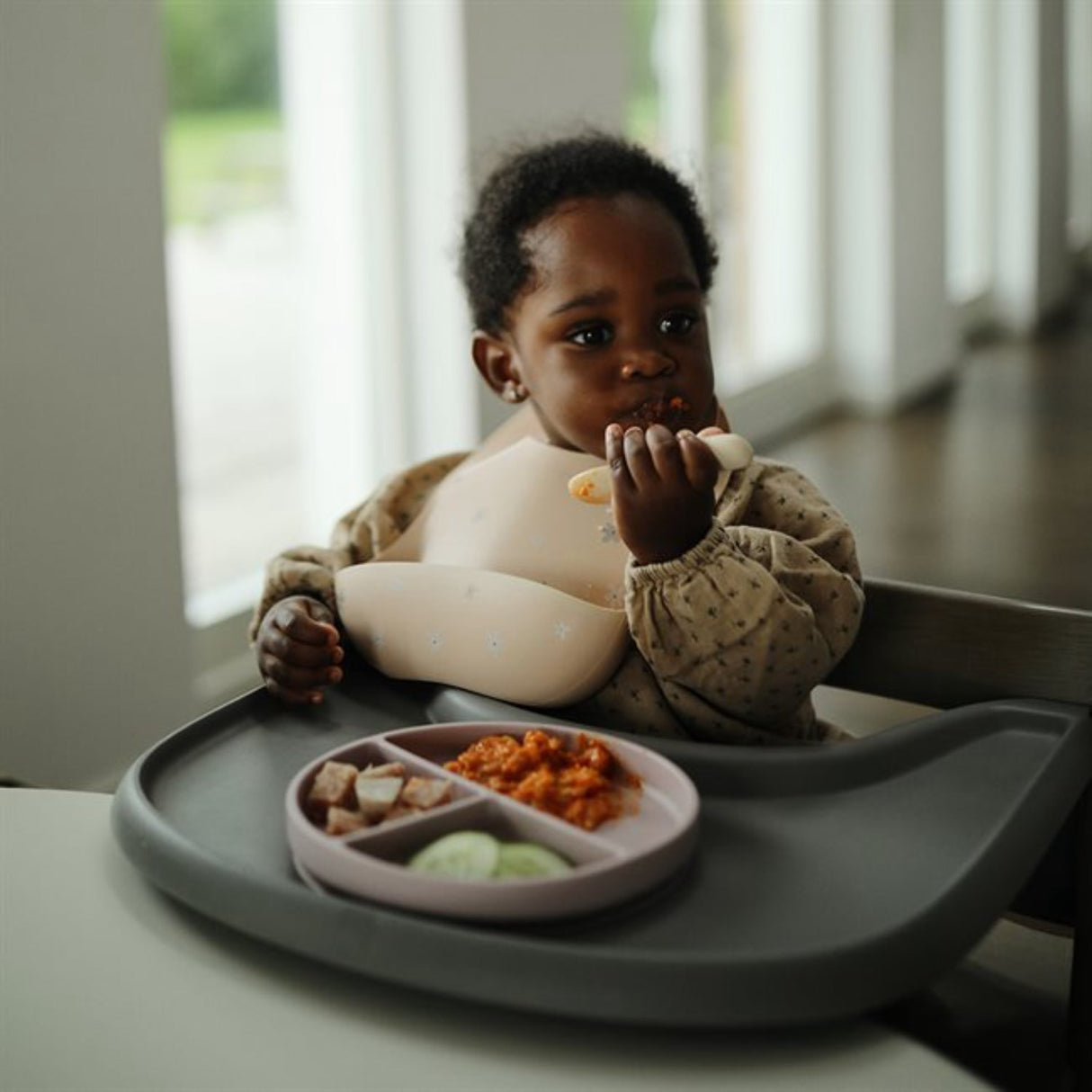 Mushie Natural/Shifting Sand Toddler Starter Spoons 2-Pack