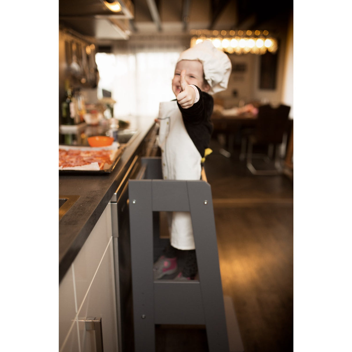 tiSsi® Grey Laquer Felix Learning Tower Solid Beech