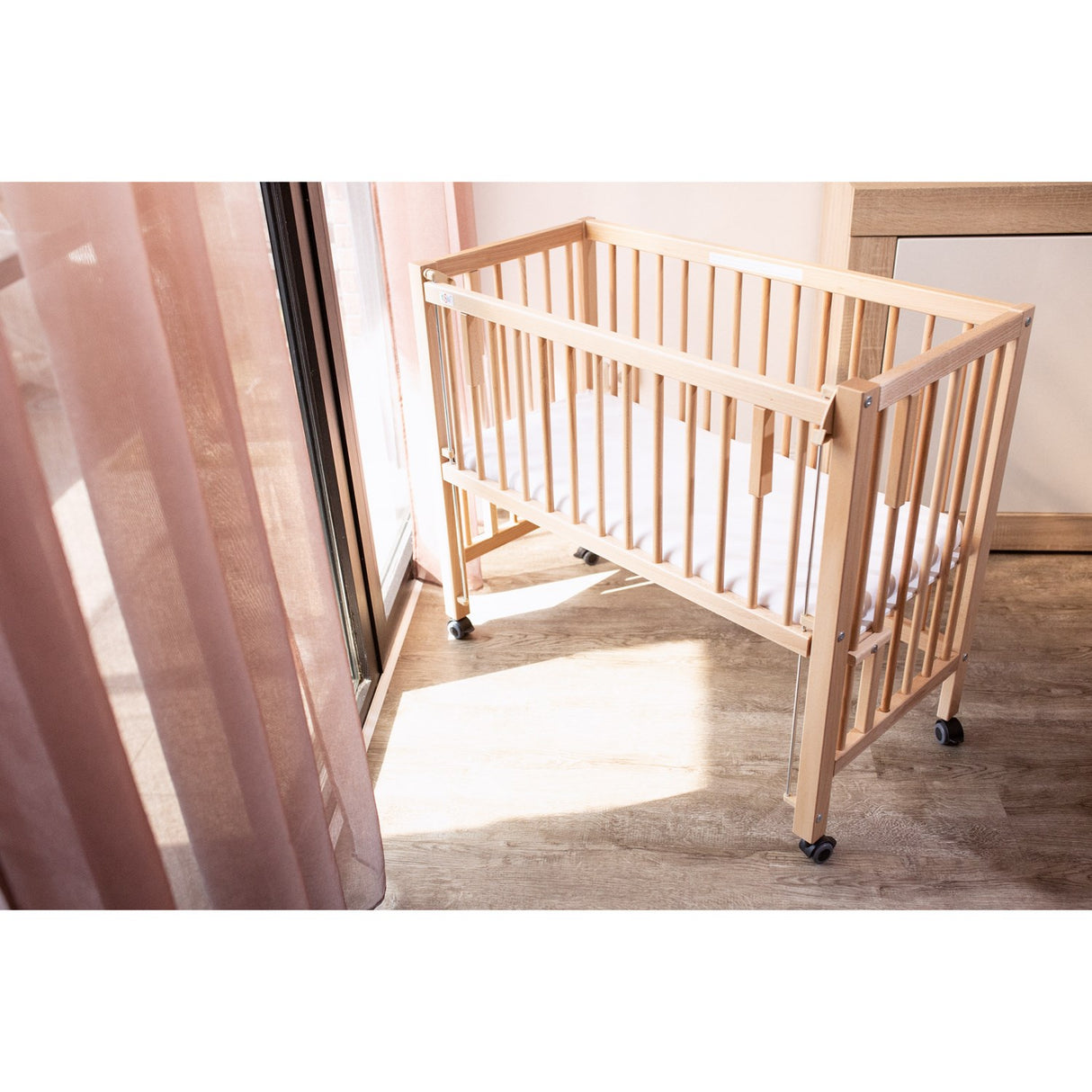 tiSsi® Nature Sophie Crib Solid Beech