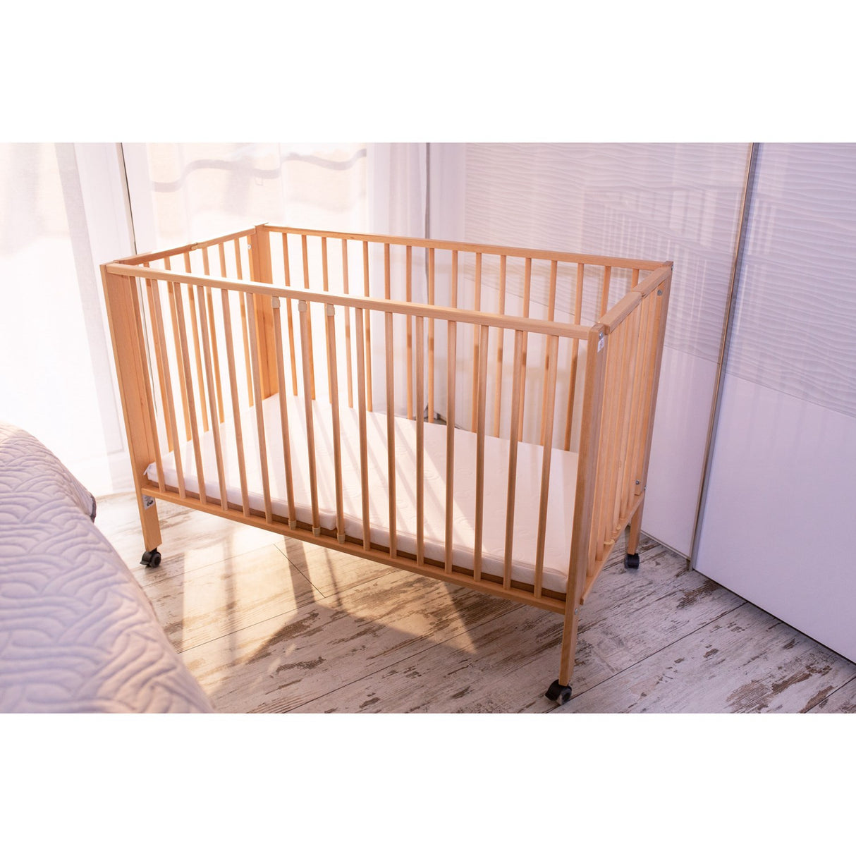 tiSsi® Nature Jori Foldable Bed Solid Beech