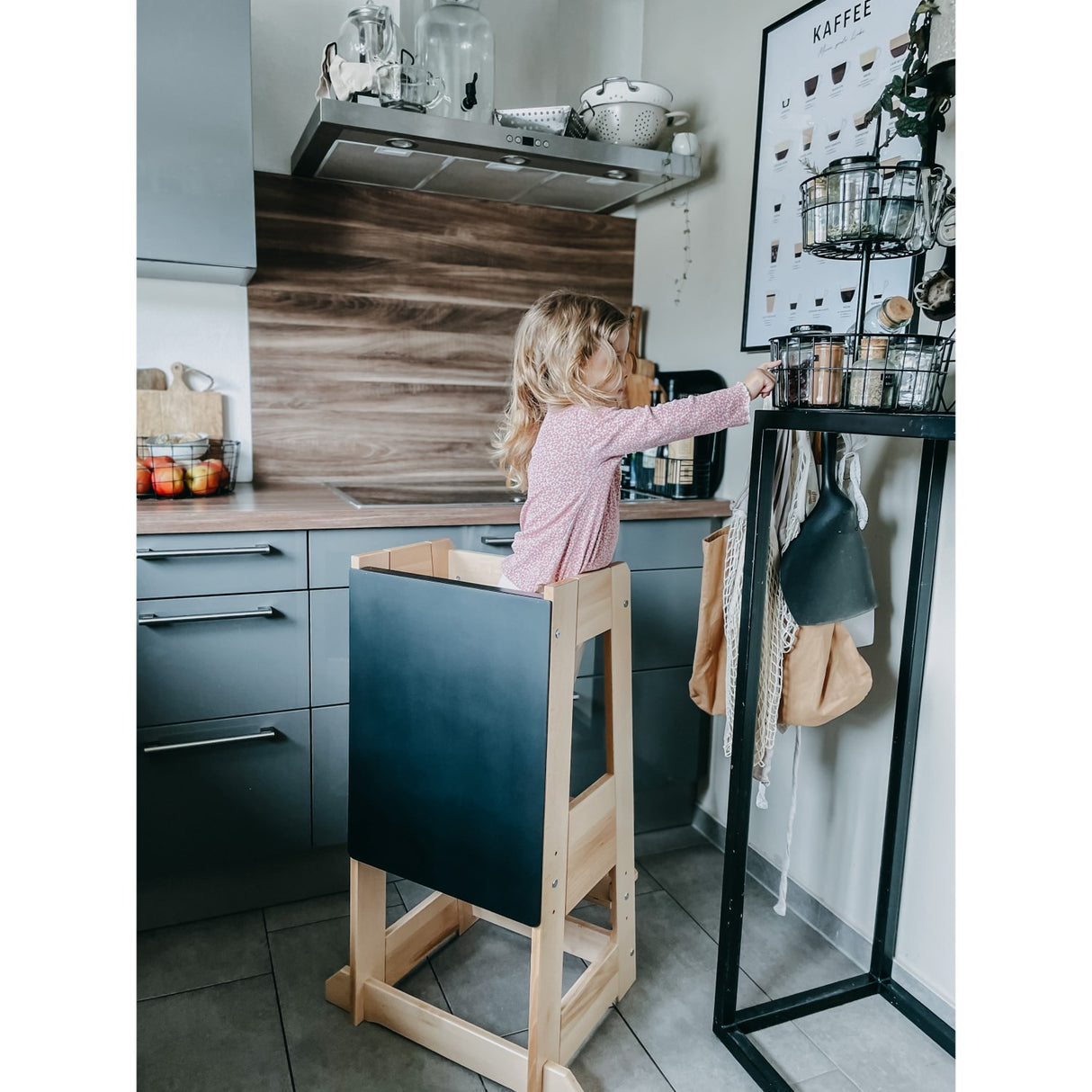 tiSsi® Black Felix Blackboard For Learning Tower Felix