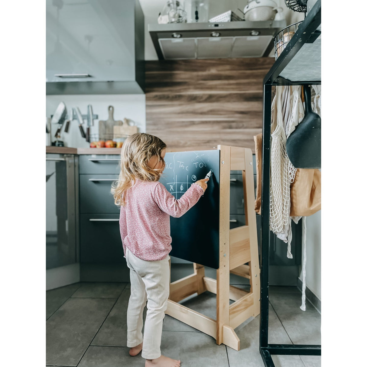 tiSsi® Black Felix Blackboard For Learning Tower Felix