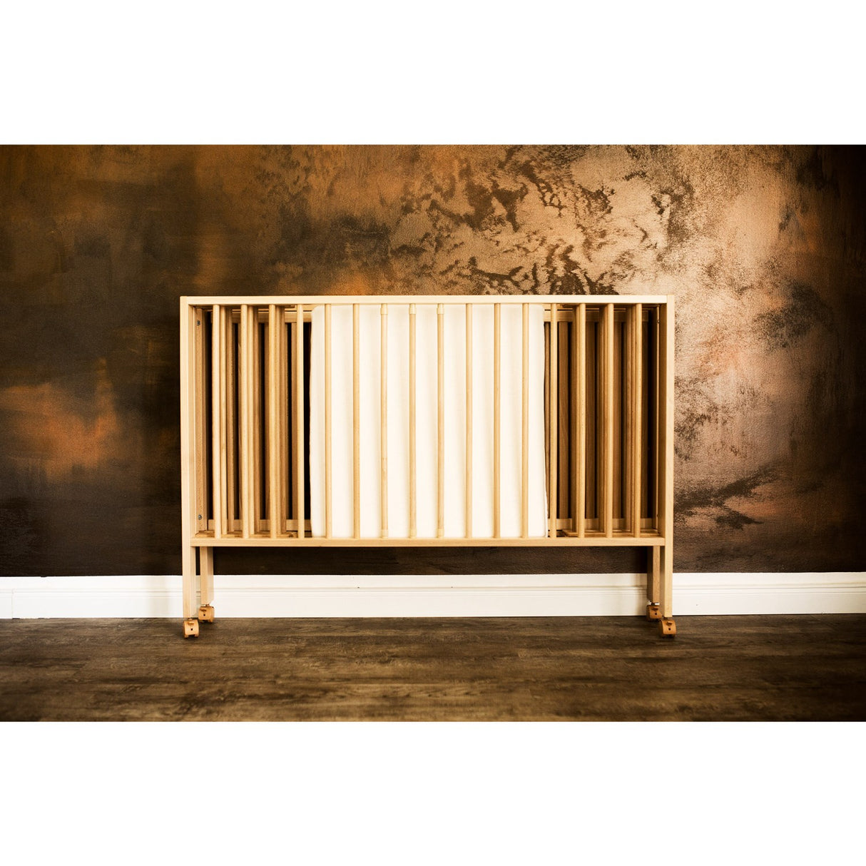 tiSsi® Nature Jori Foldable Bed Solid Beech