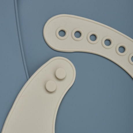 CeLaVi Amber Brown Silicon Bib (2-Pack)