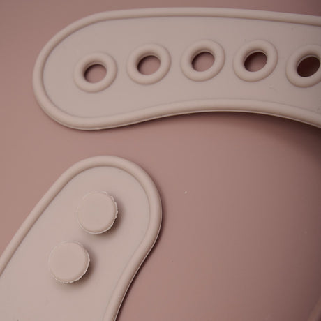 CeLaVi Burlwood Silicon Bib (2-Pack)