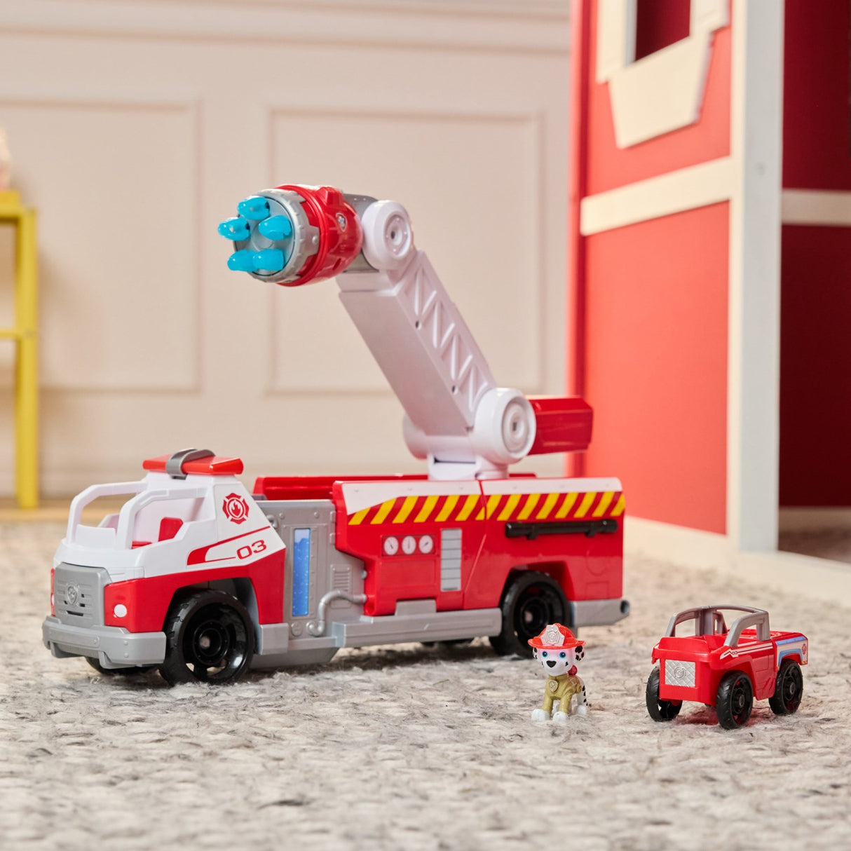Paw Patrol Fire Rescure Deluxe Firetruck