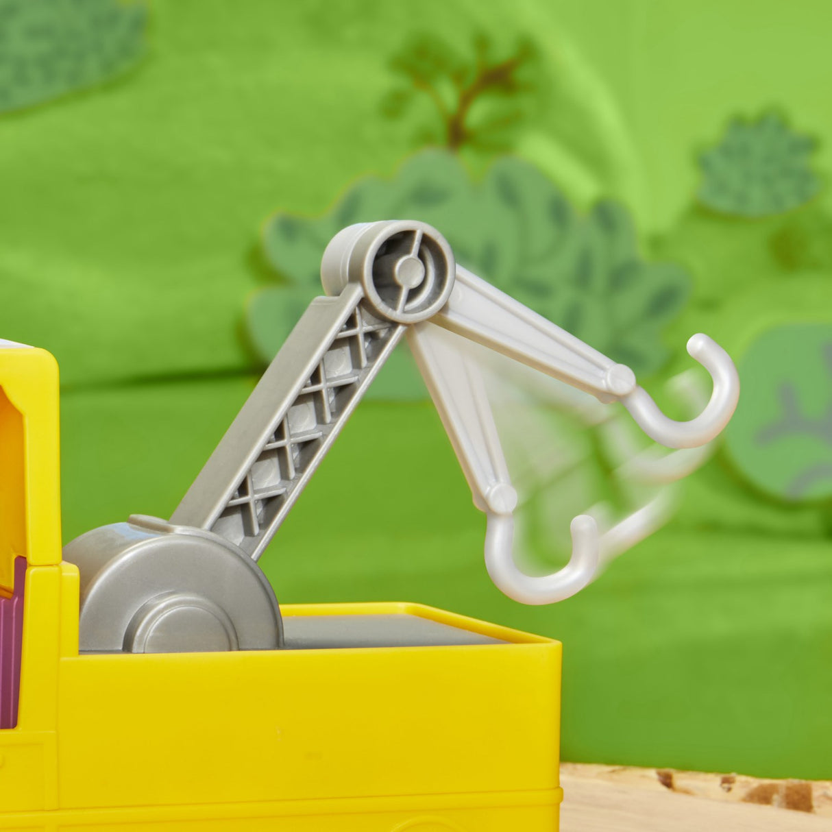 Peppa Pig Granddad Dogs Tow Truck