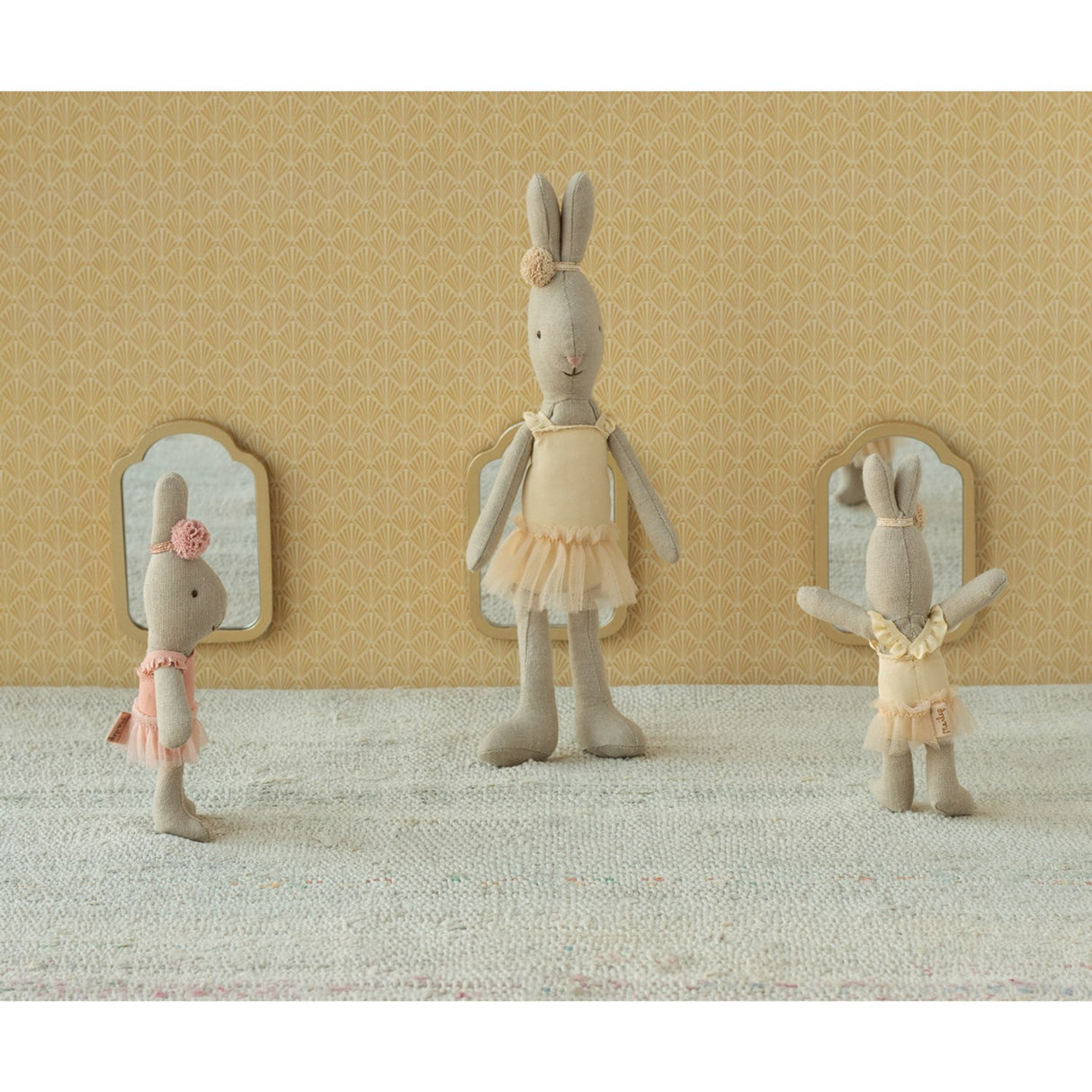 Maileg Rabbit Size 1, Classic - Ballet Suit And Skirt Cream
