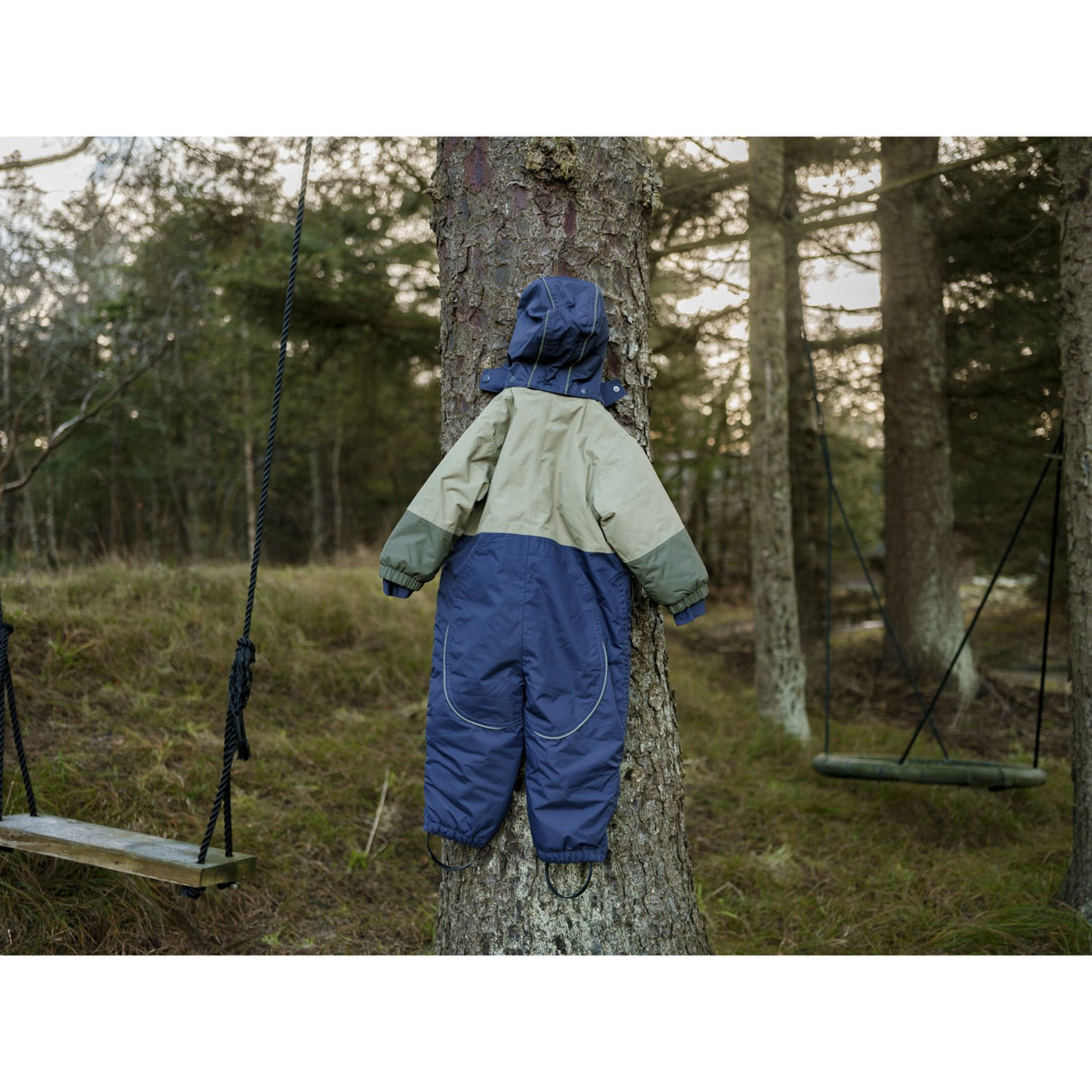 Hust & Claire More Navy Orlando Solid