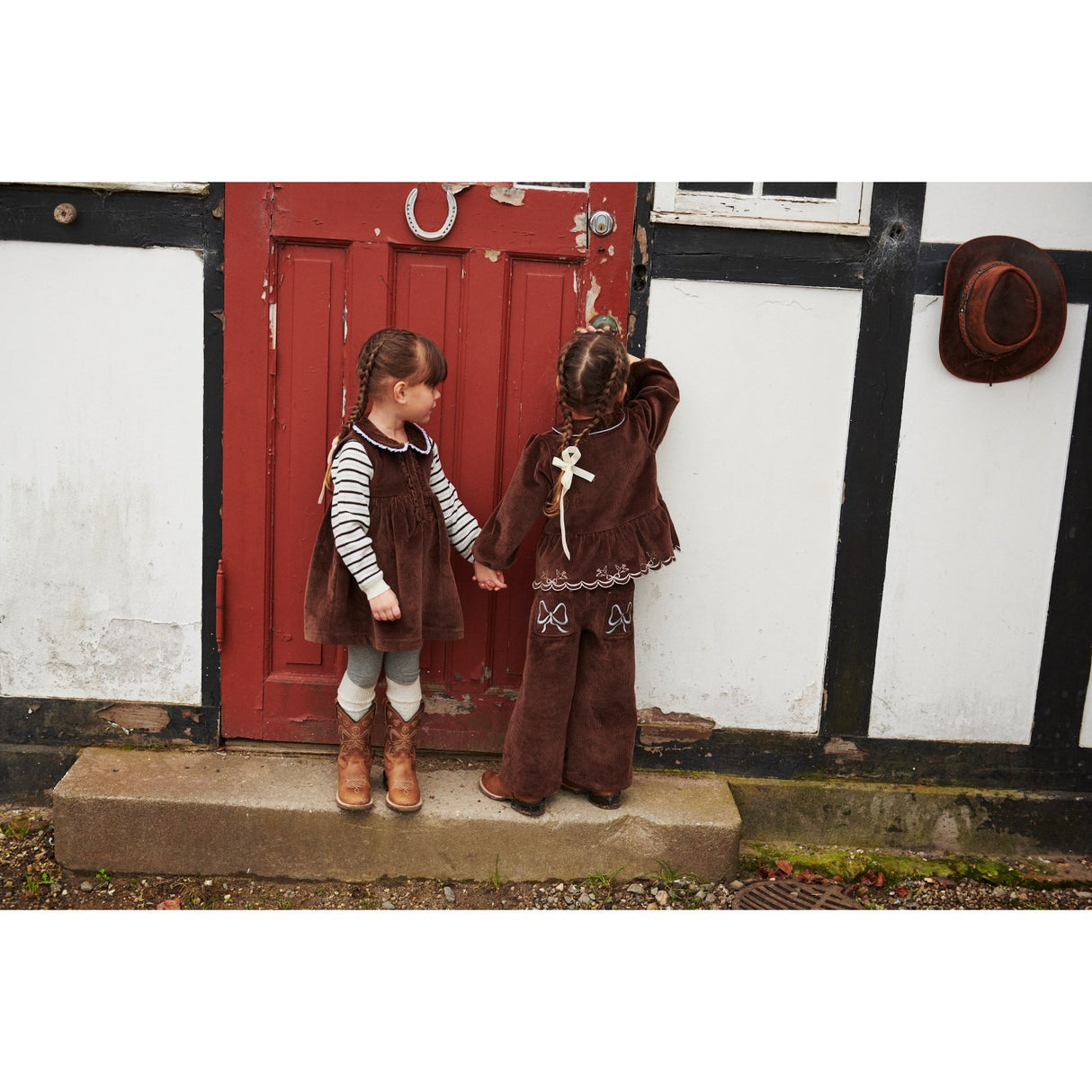 COPENHAGEN COLORS Cognac Bow Limited Ranger Boots W. Warm Lining