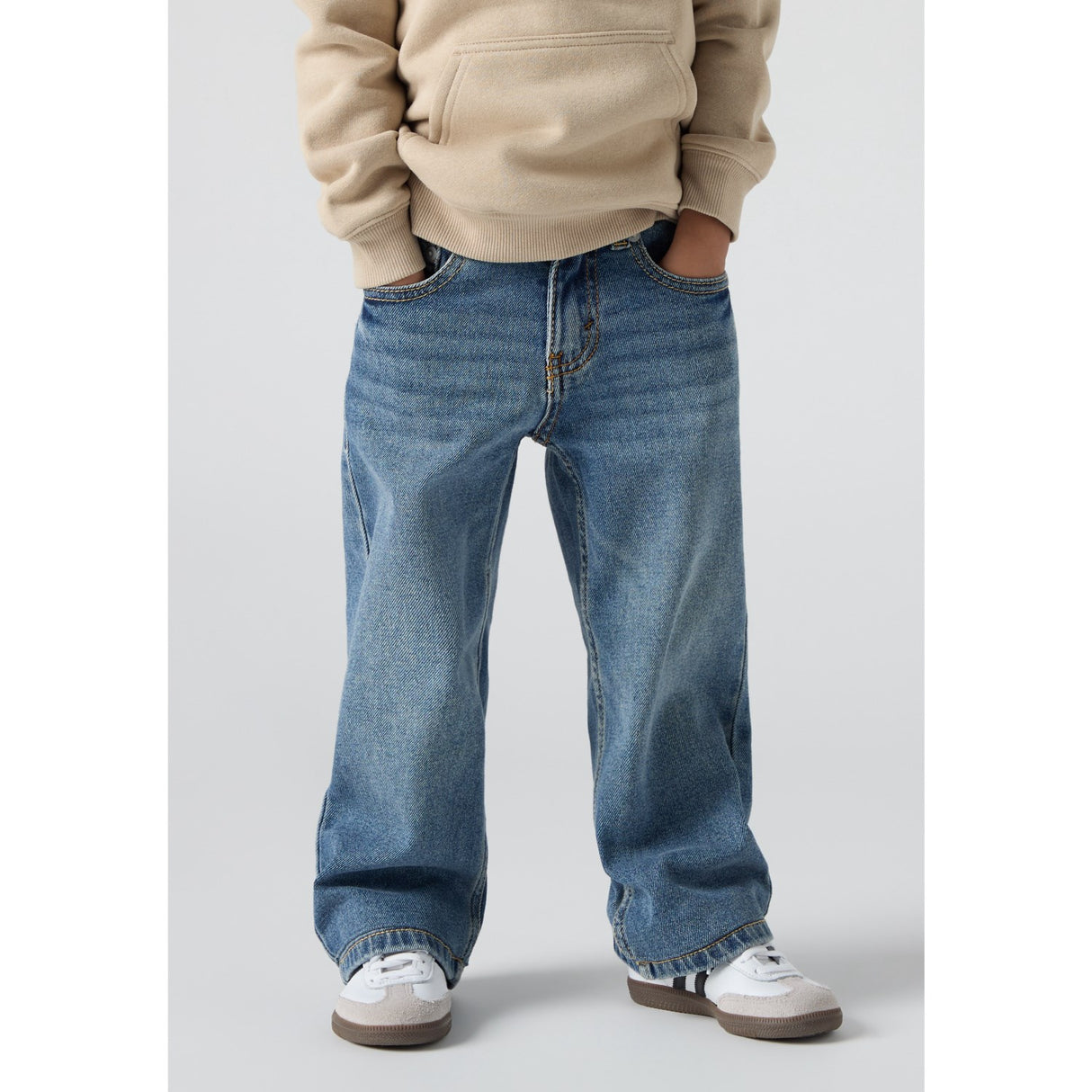 Levi's Burbank 555 Relaxed Straight Jeans