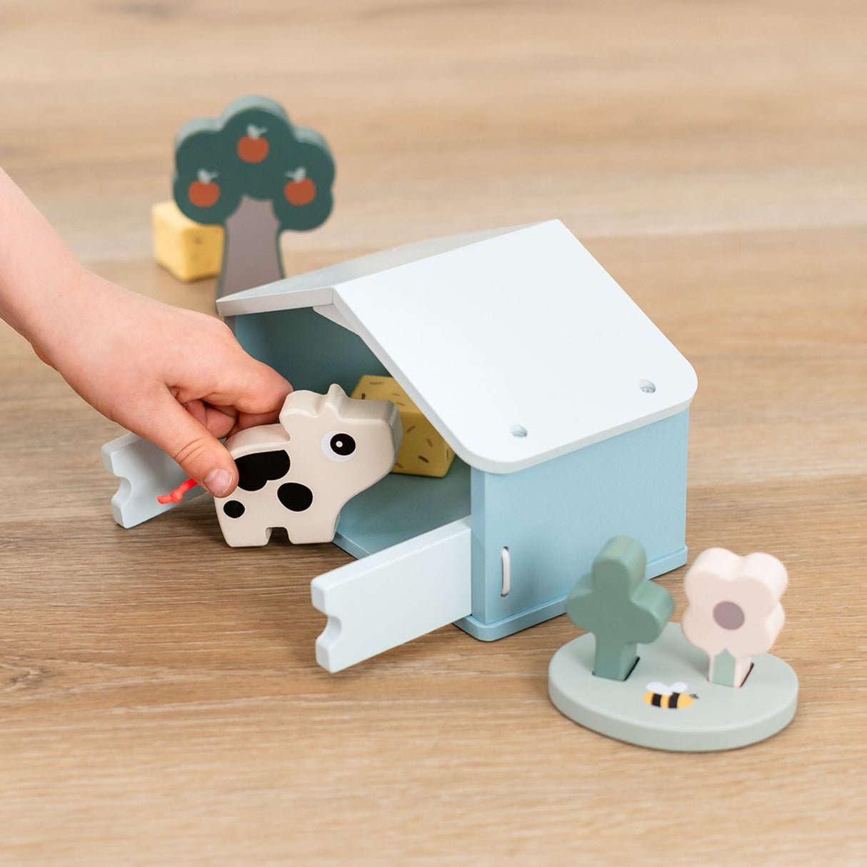 DonebyDeer Colour Mix Tiny Farm Playset Dotti
