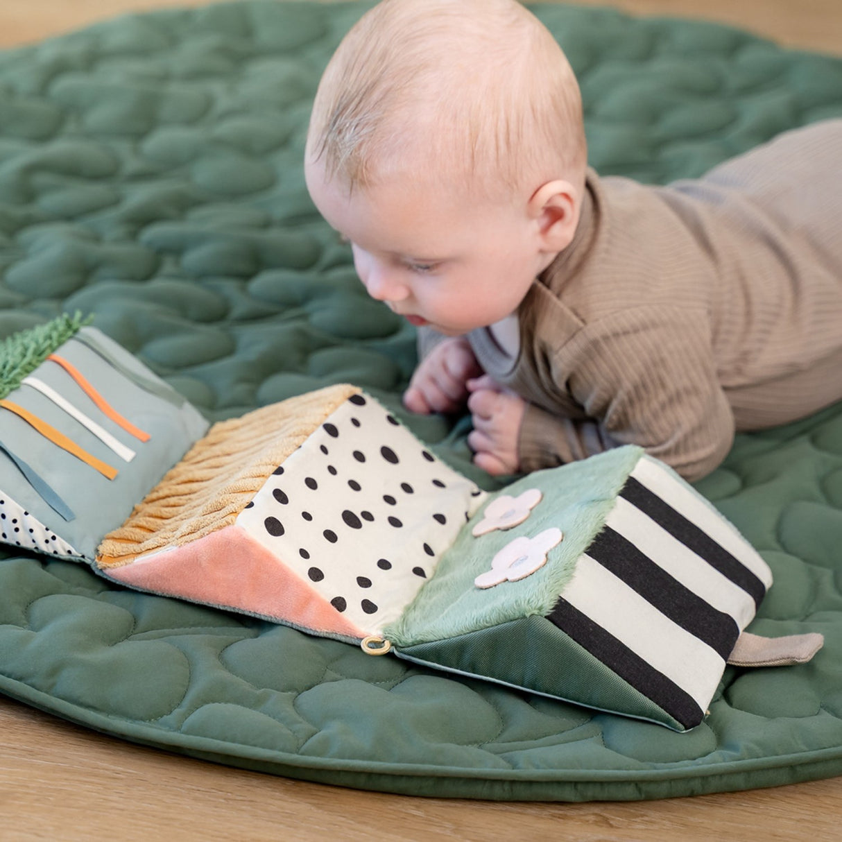 DonebyDeer Colour Mix Fold-Out Sensory Mirror Tiny Farm