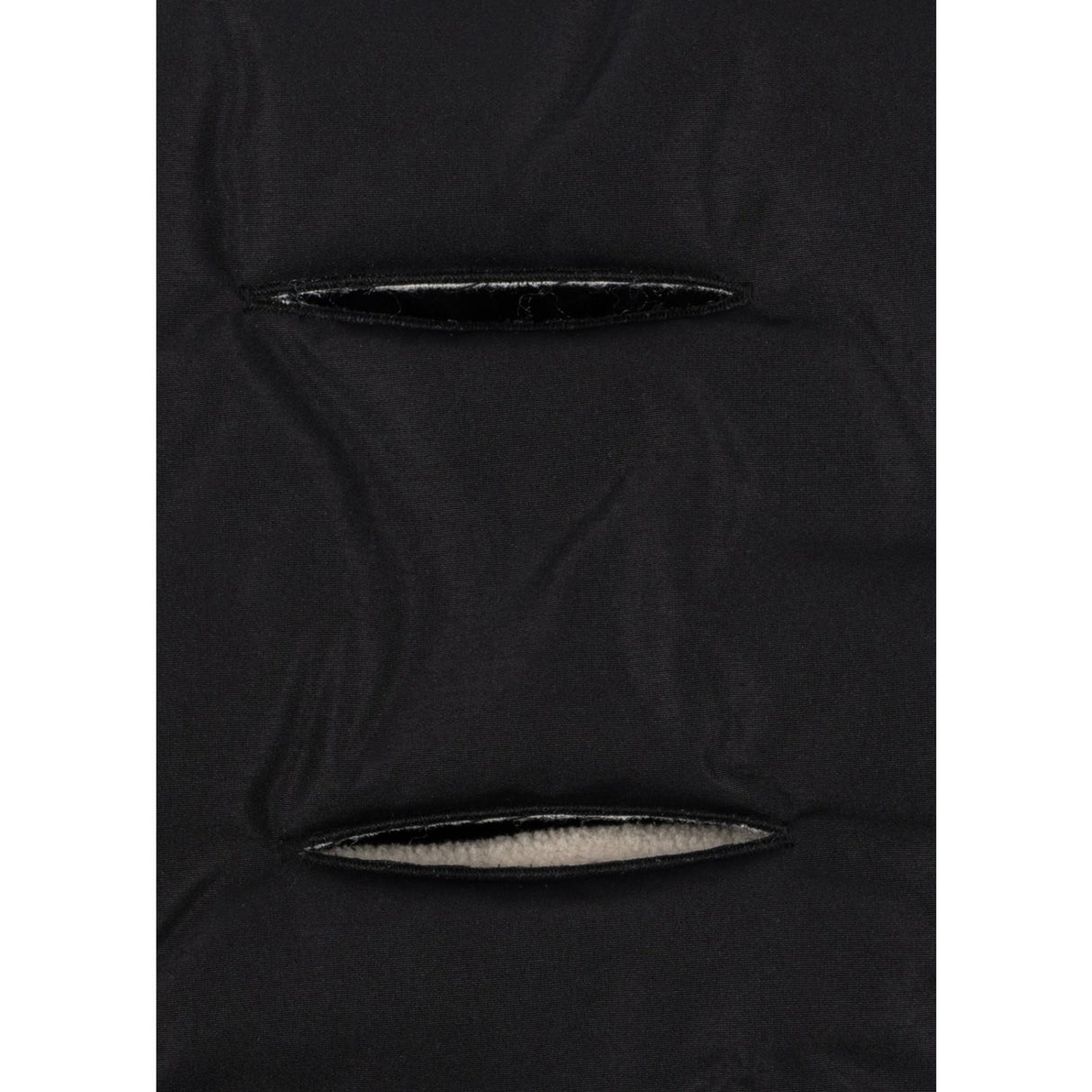 Konges Sløjd Black Nemuri Footmuff