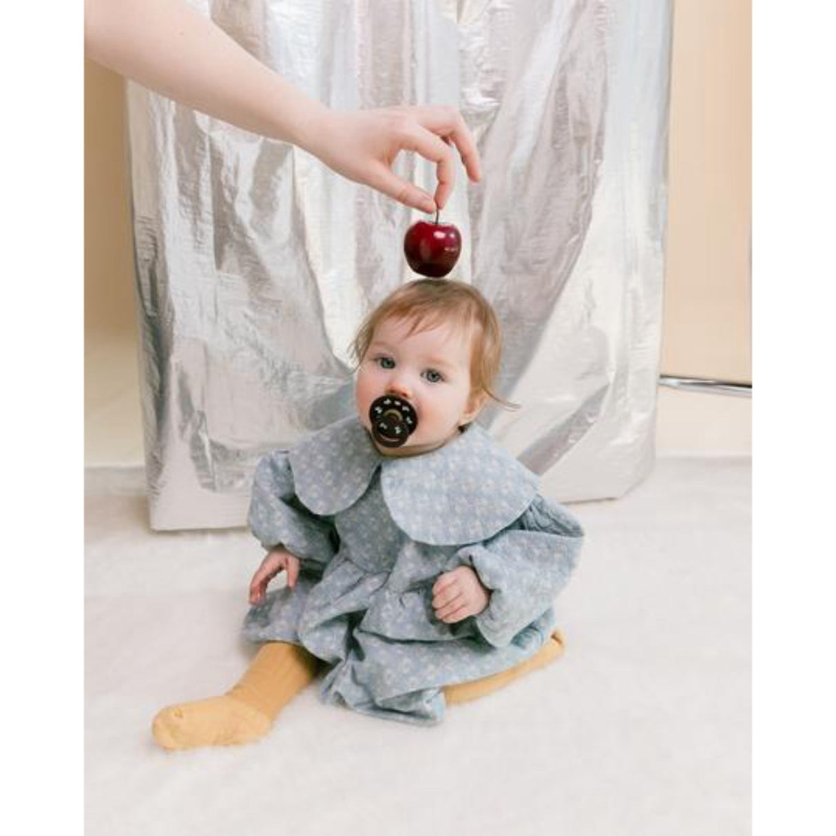 Bibs Ivory/Plum Pacifier Colour Holiday Bow 2-Pack Latex