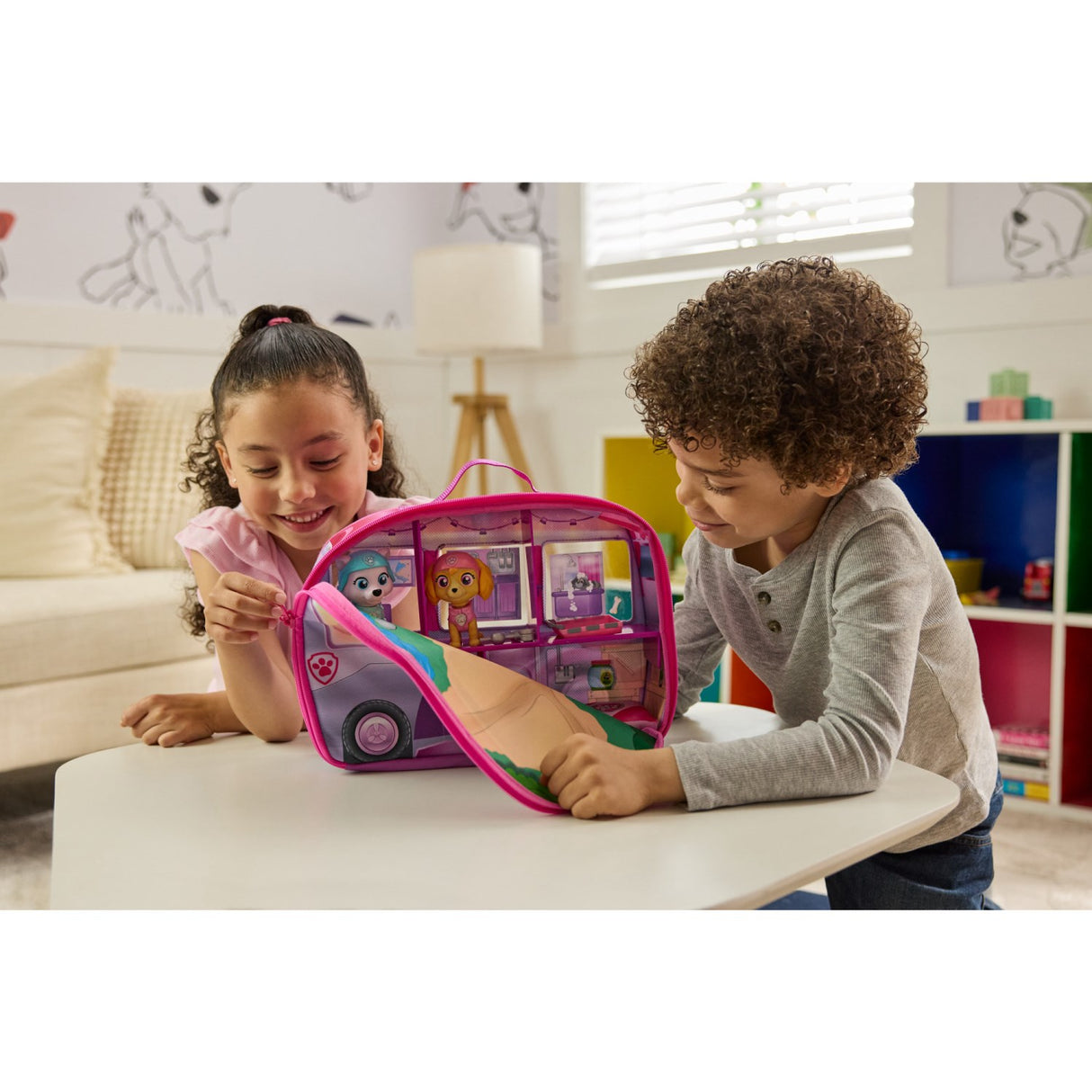 Paw Patrol Skye's Rescue Playset